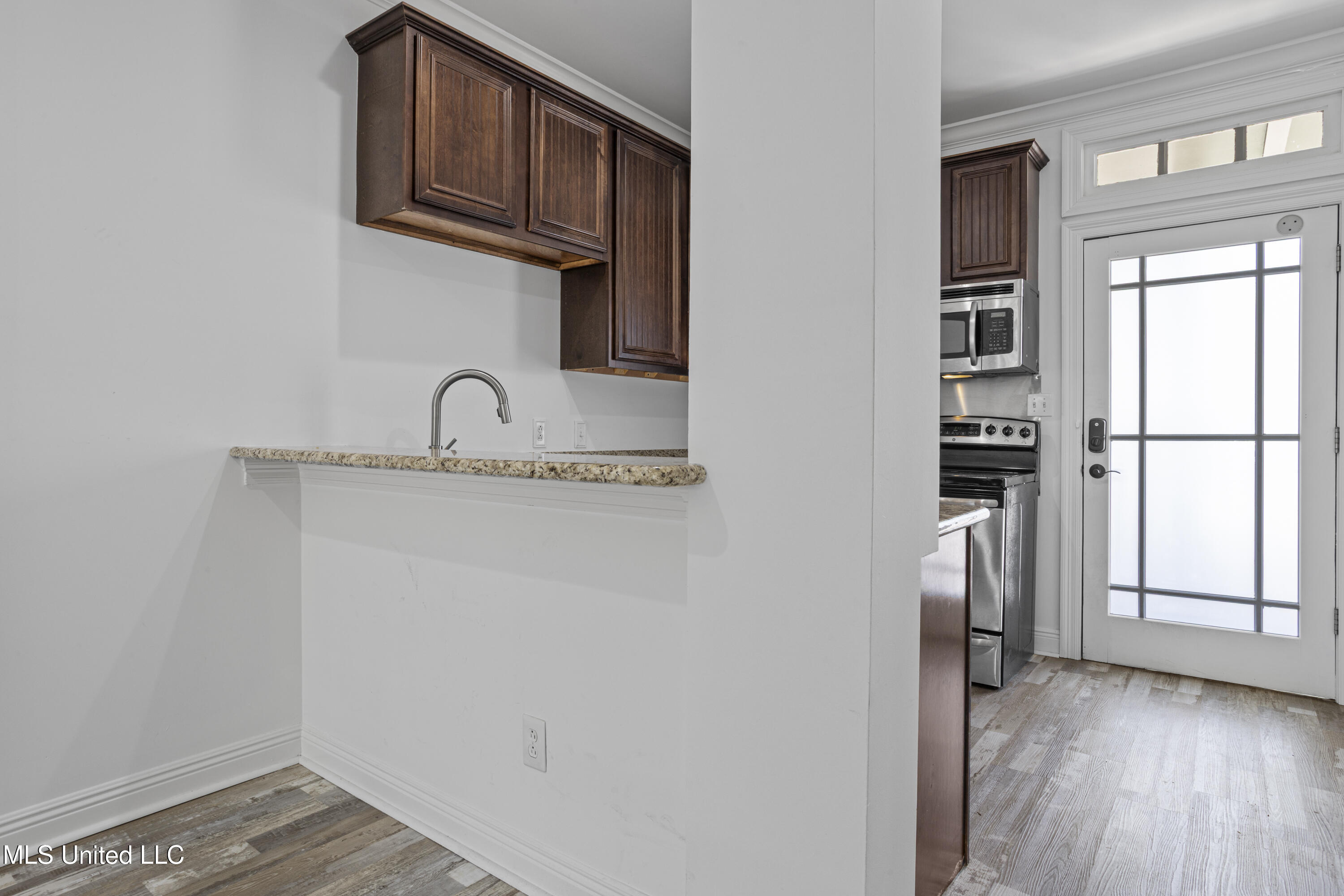 922 Porter Avenue Property Photo 9