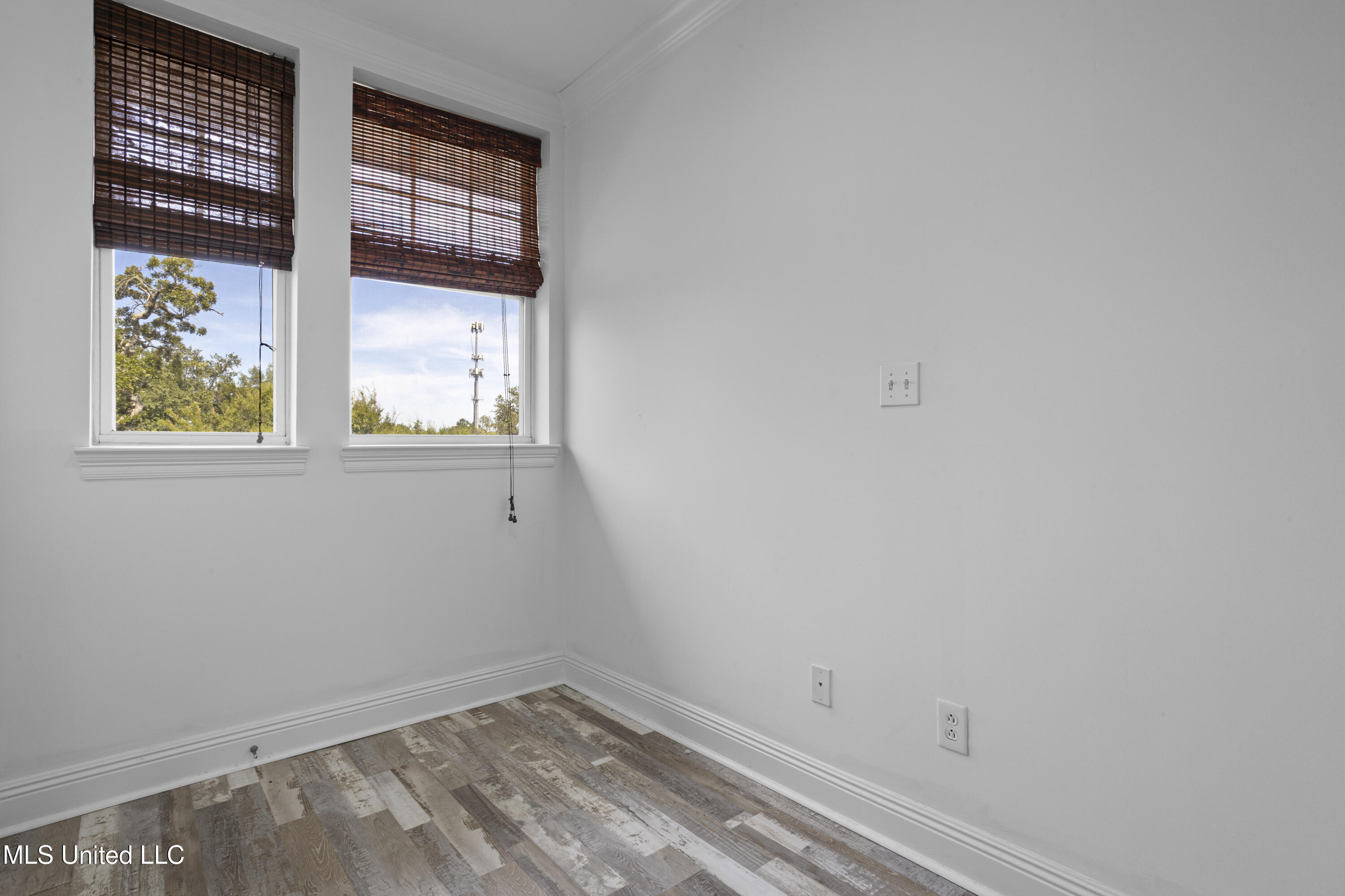 922 Porter Avenue Property Photo 17