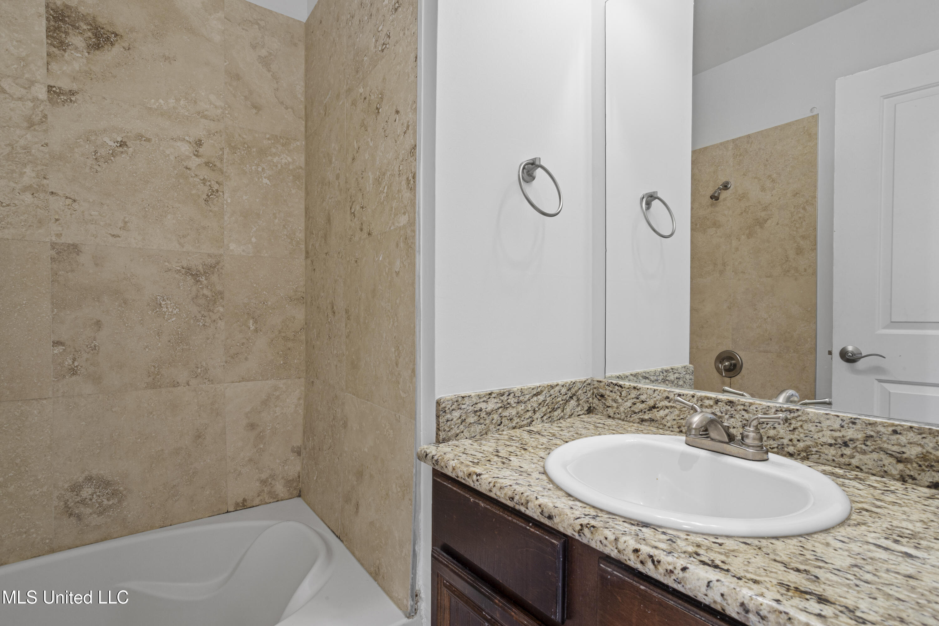 922 Porter Avenue Property Photo 22