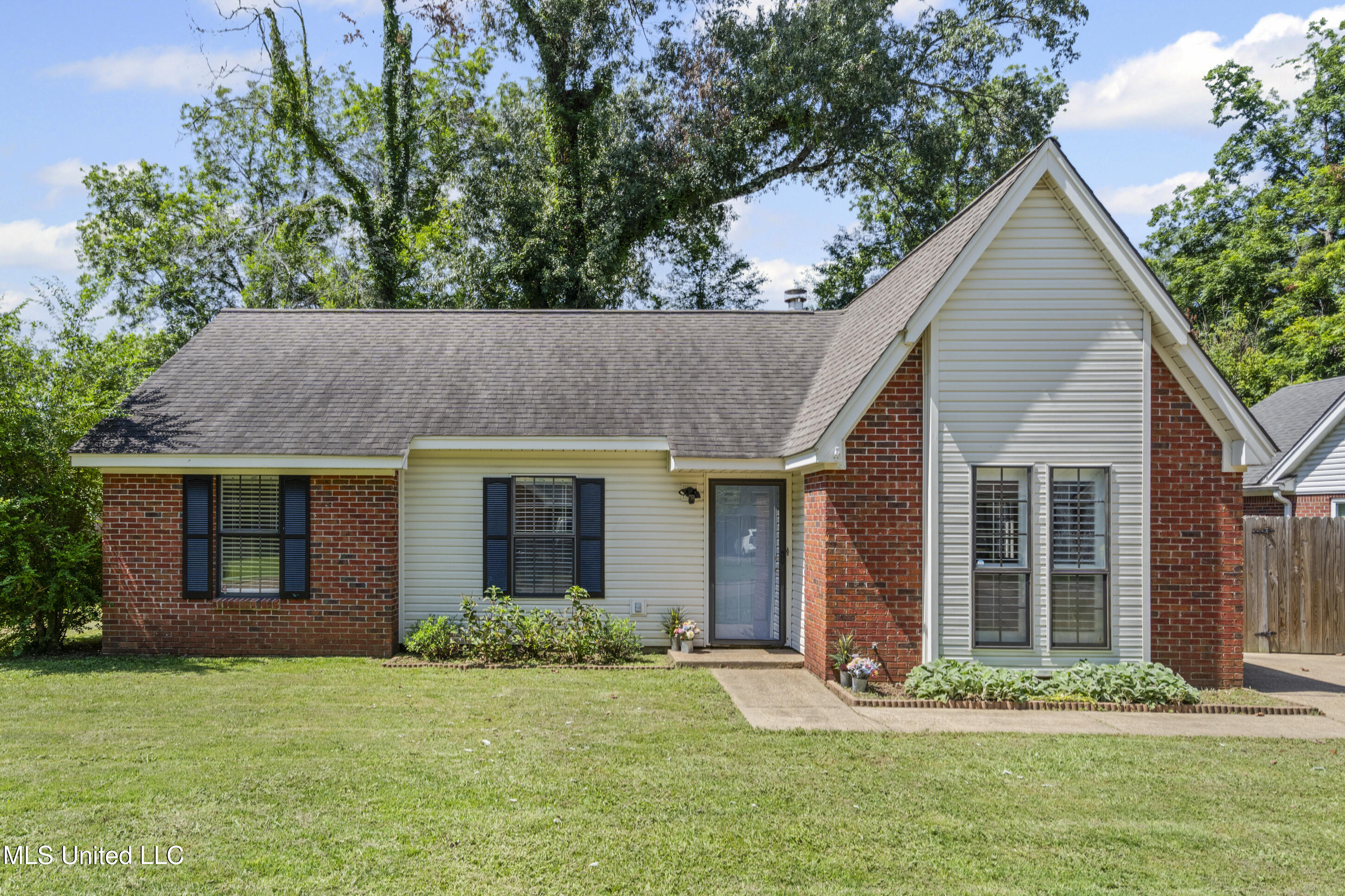 116 Dabney Street Property Photo 1