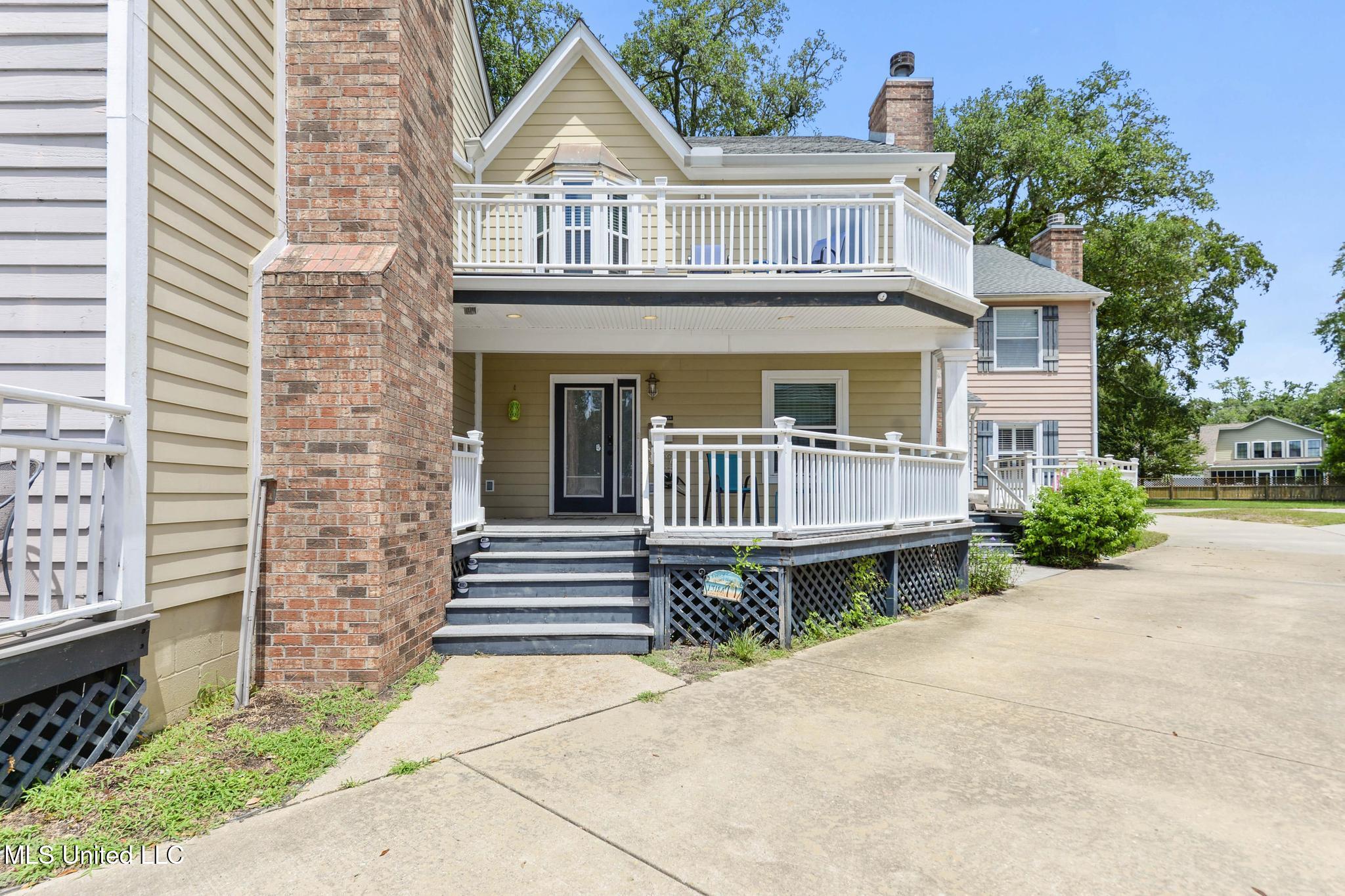 1318 Beach Boulevard Property Photo 1