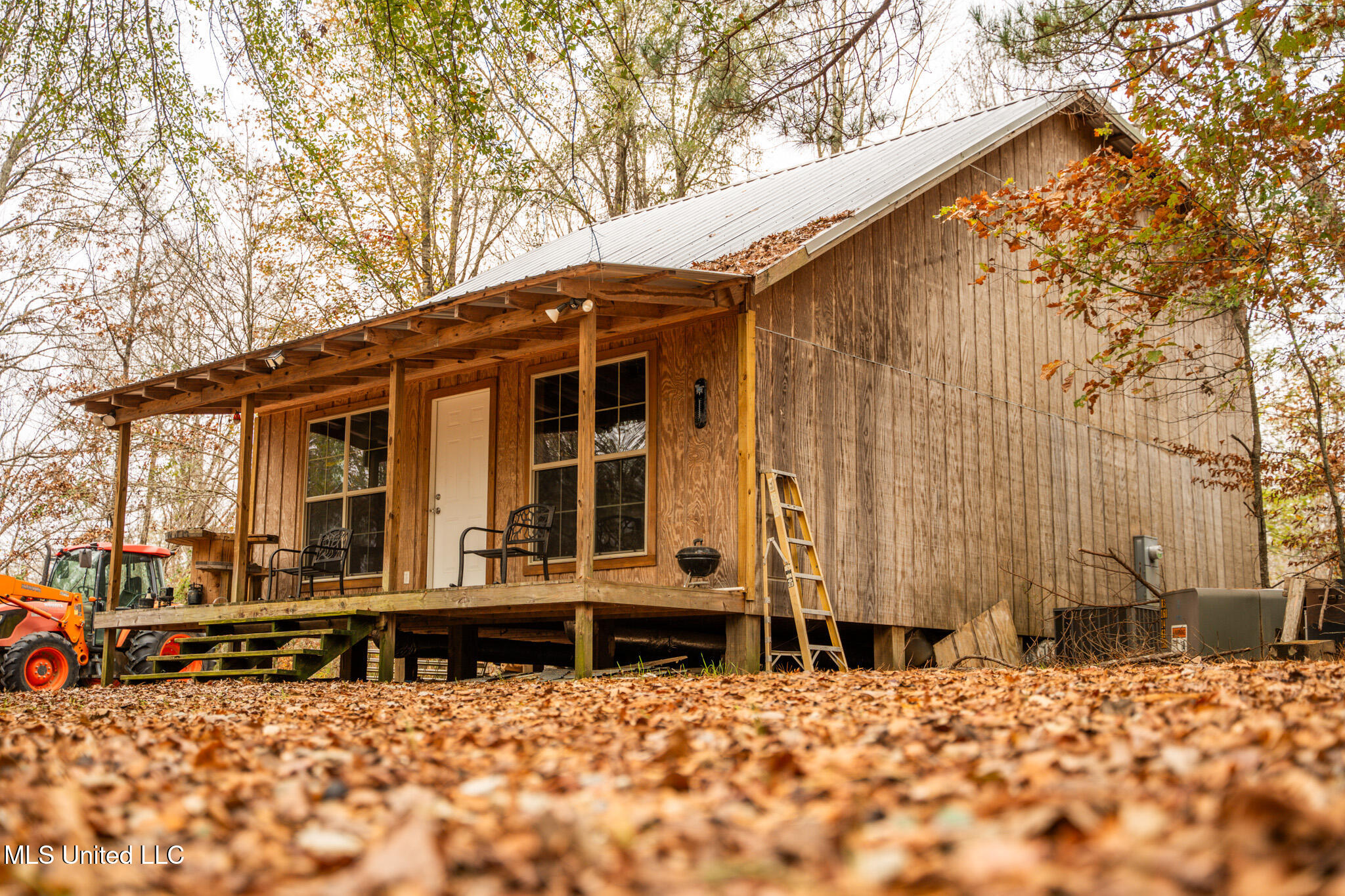 553 Murray Road Property Photo 1