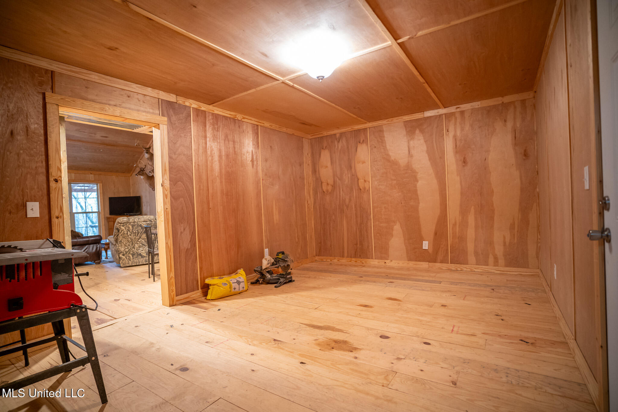553 Murray Road Property Photo 9