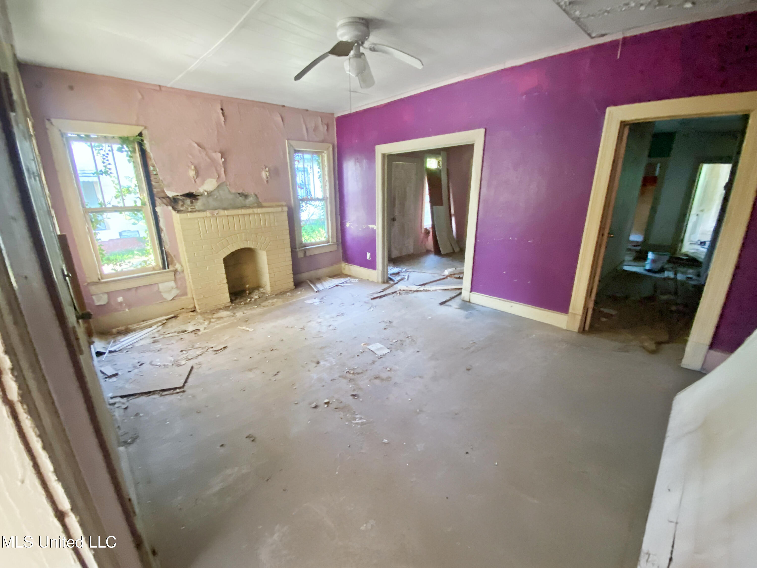 248 Moss Avenue Property Photo 4