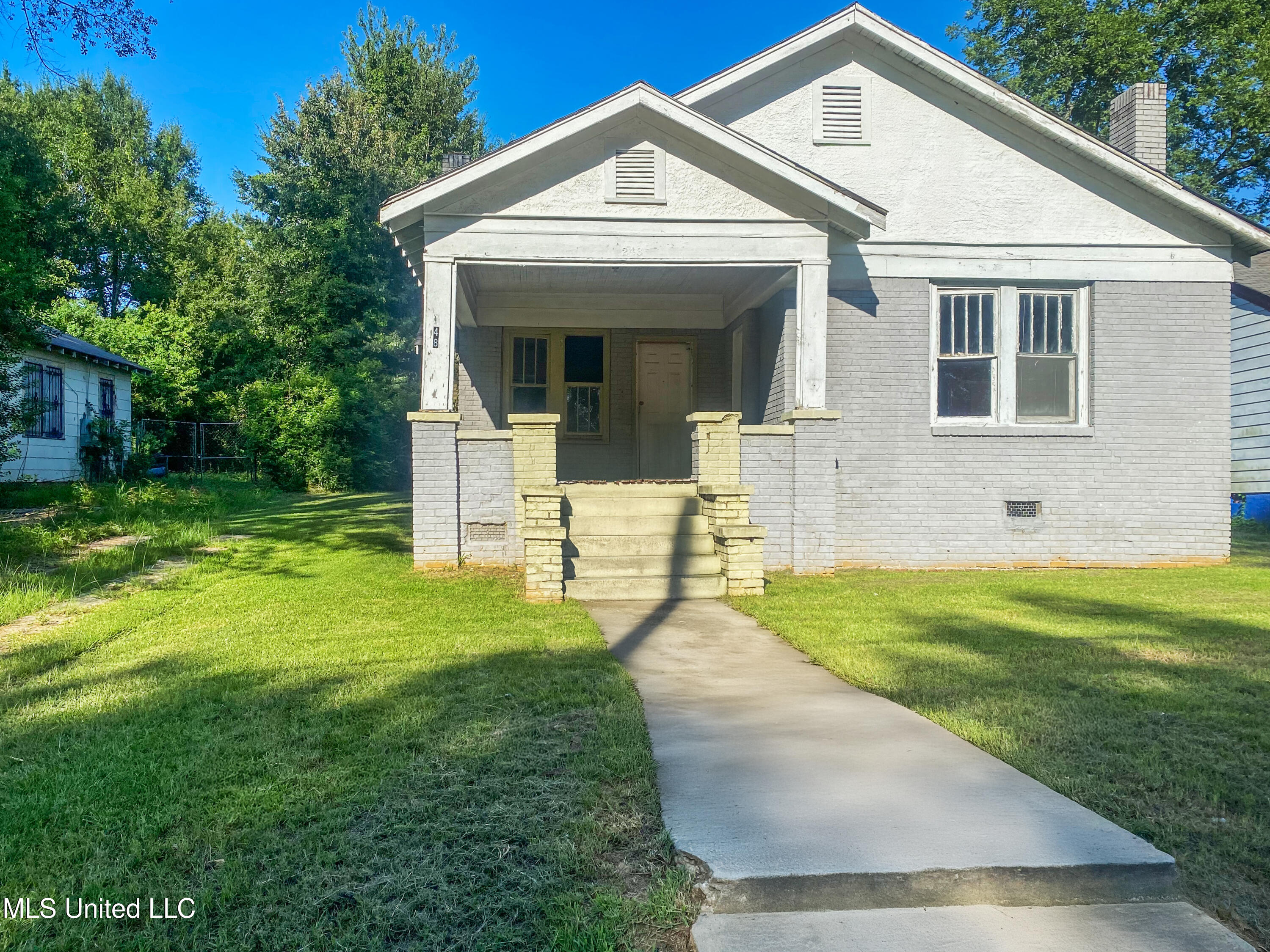 248 Moss Avenue Property Photo 6