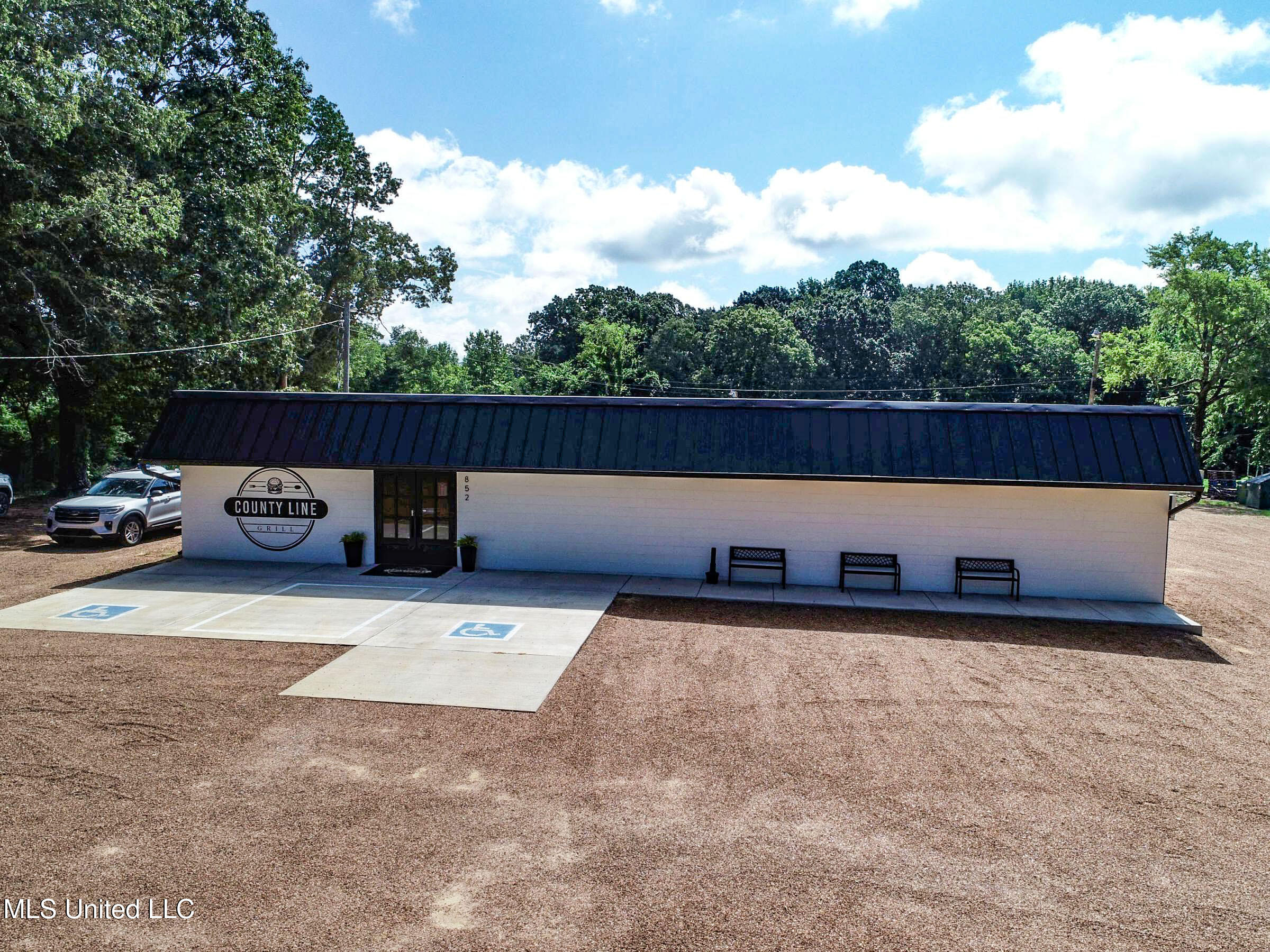 852 310 Property Photo 18