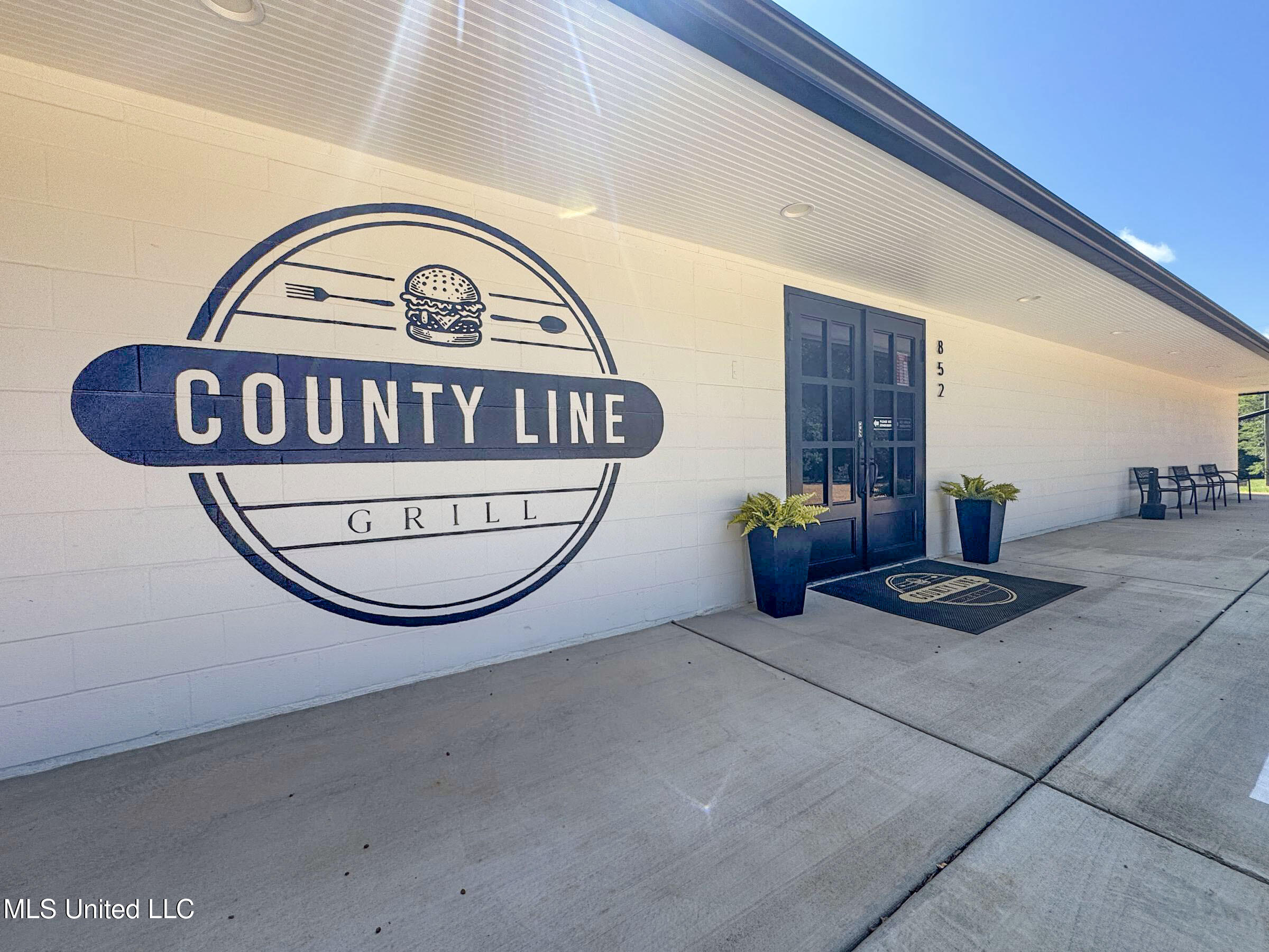 852 310 Property Photo 35