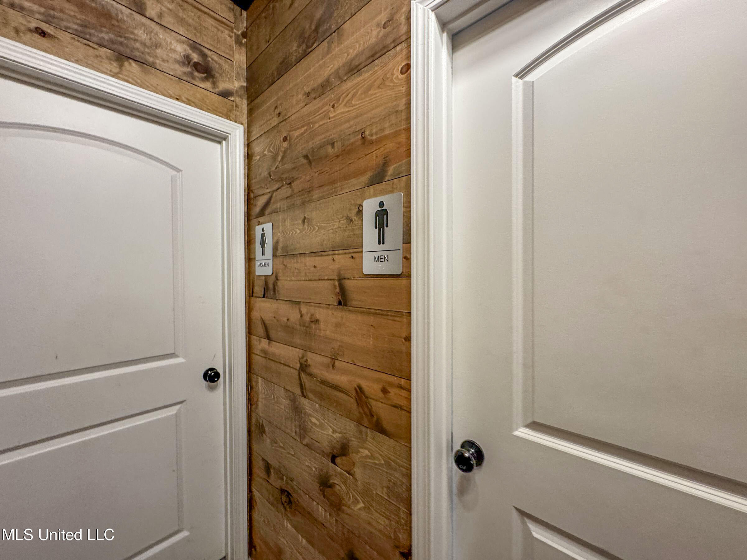 852 310 Property Photo 58