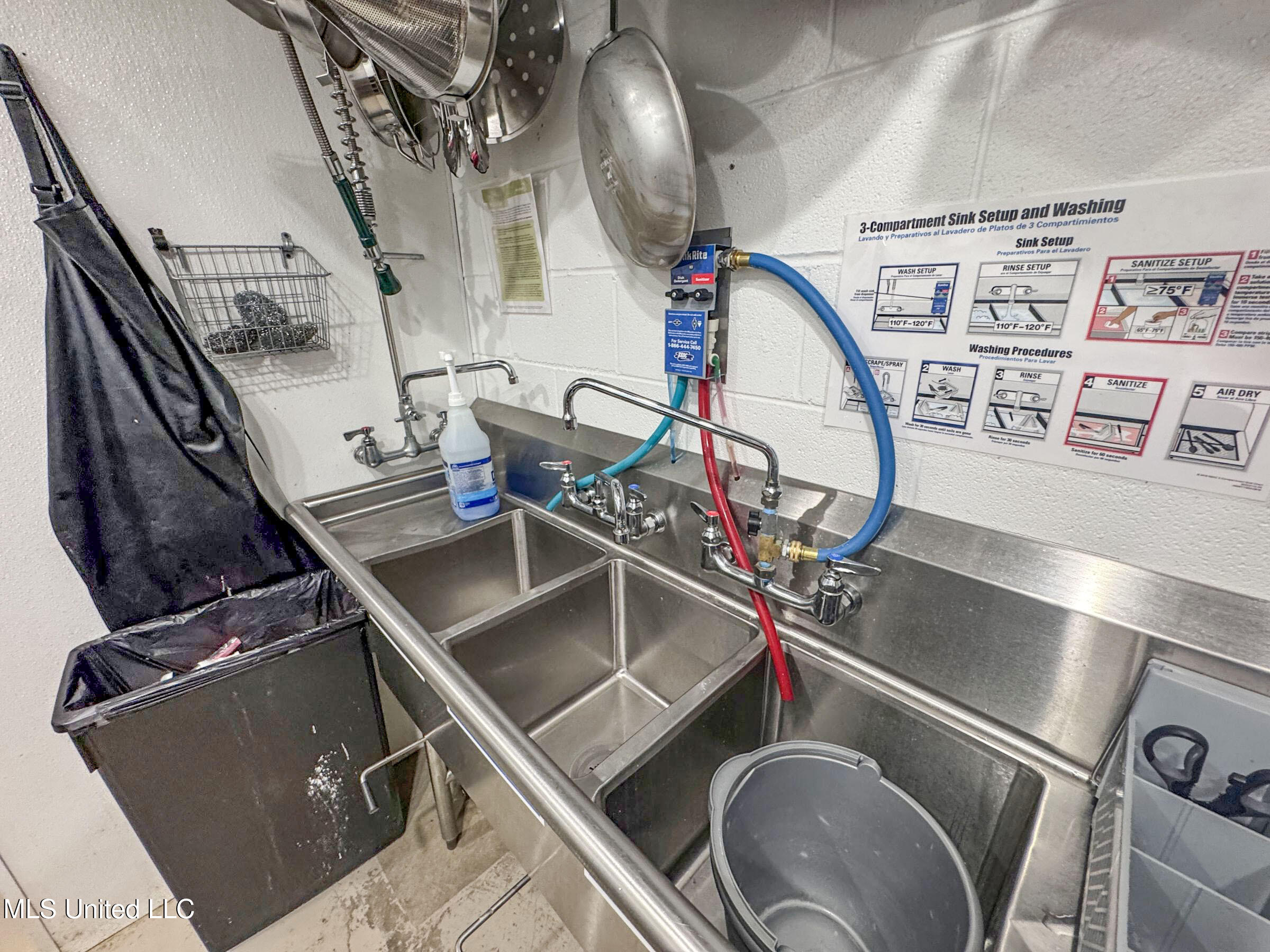 852 310 Property Photo 78