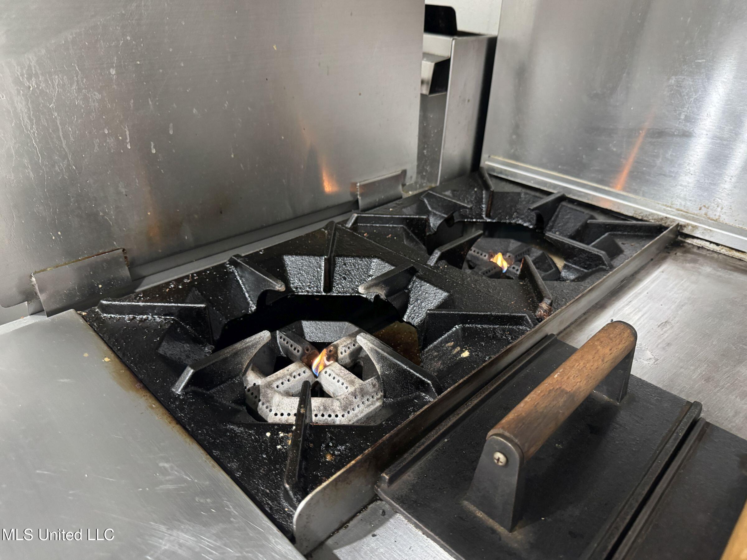 852 310 Property Photo 82