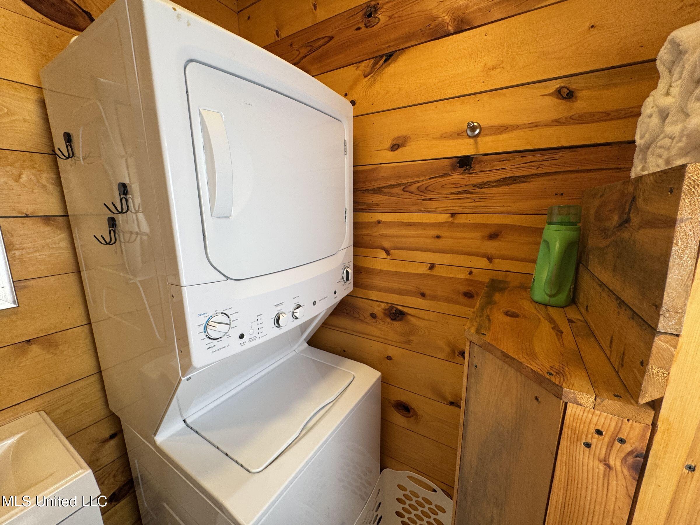 852 310 Property Photo 104