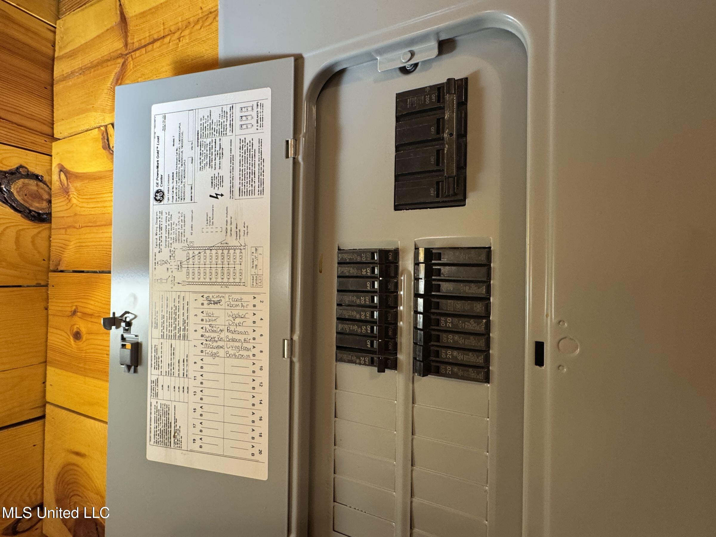 852 310 Property Photo 112
