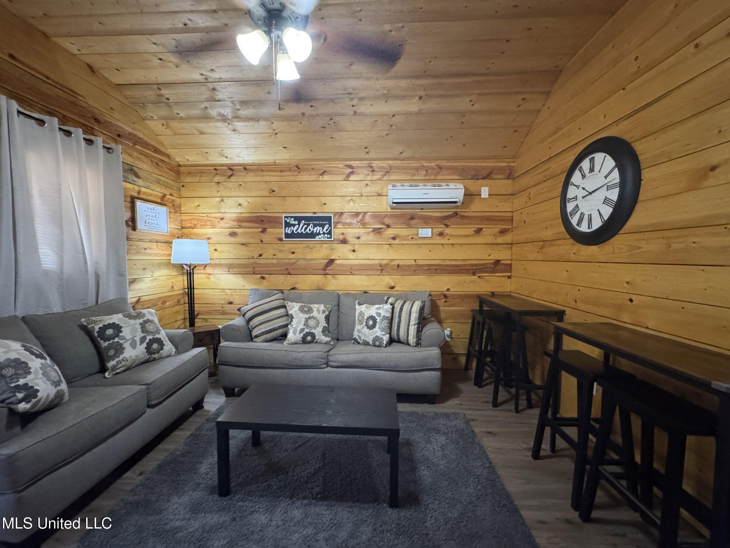 852 310 Property Photo 127