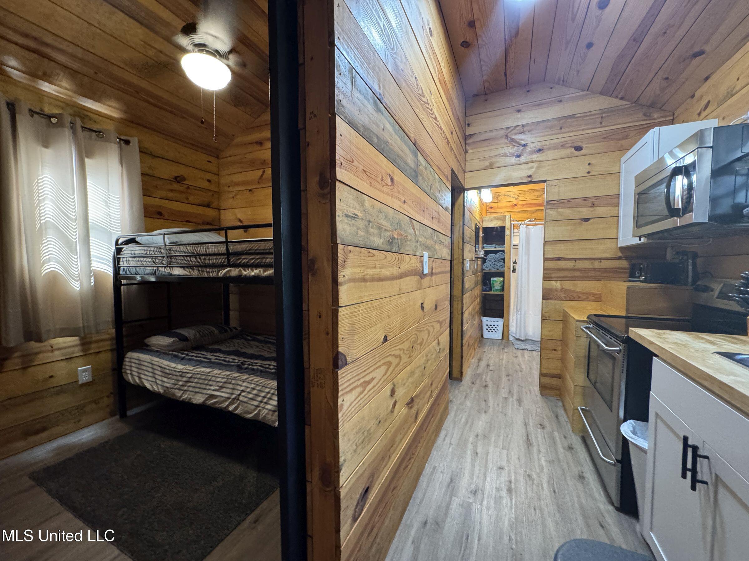 852 310 Property Photo 132