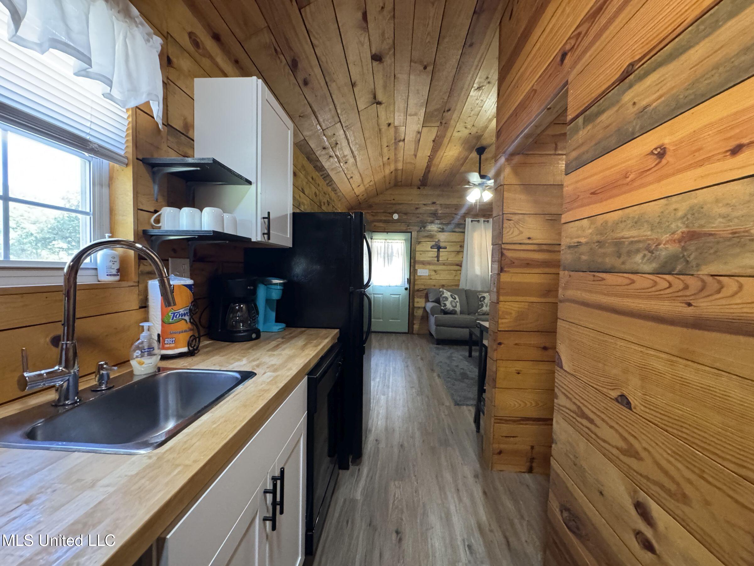 852 310 Property Photo 148