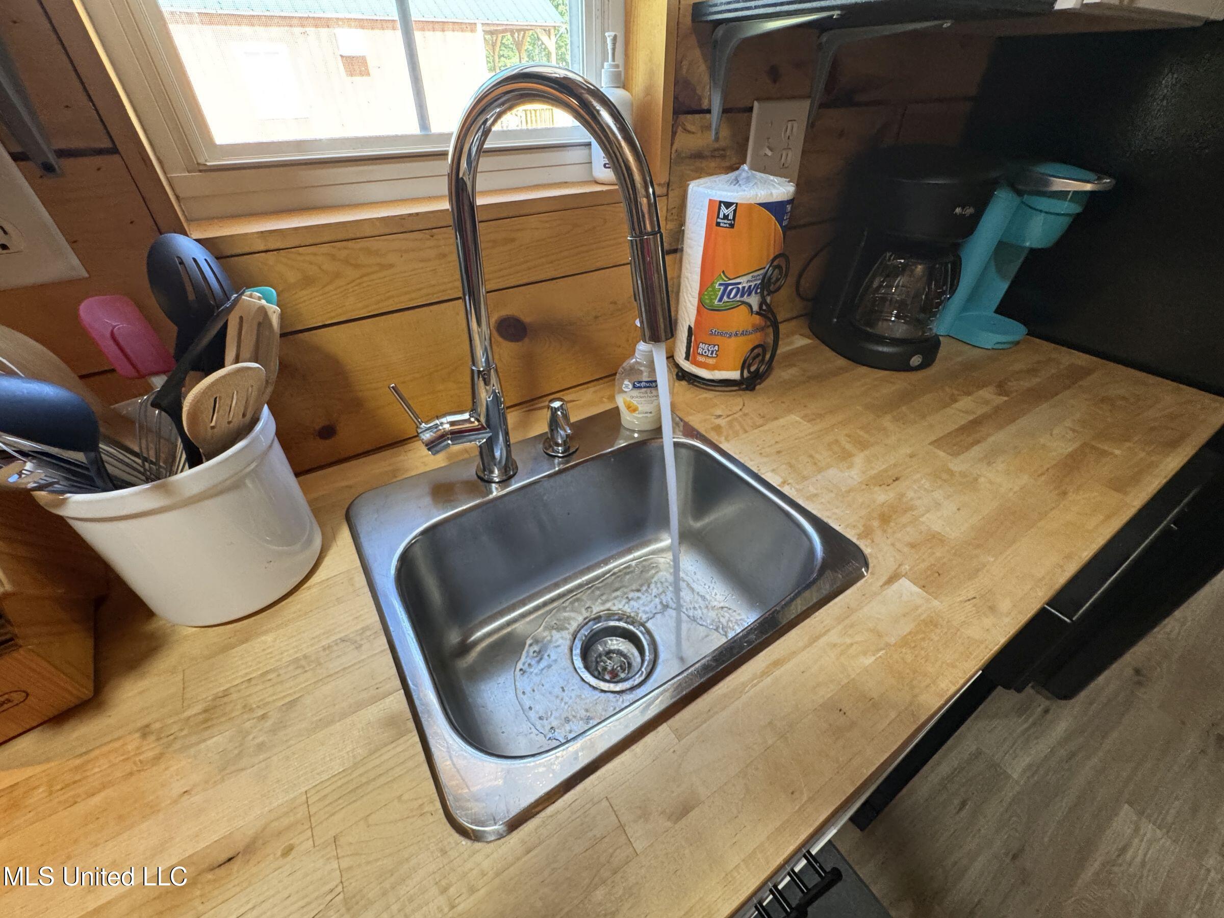 852 310 Property Photo 149