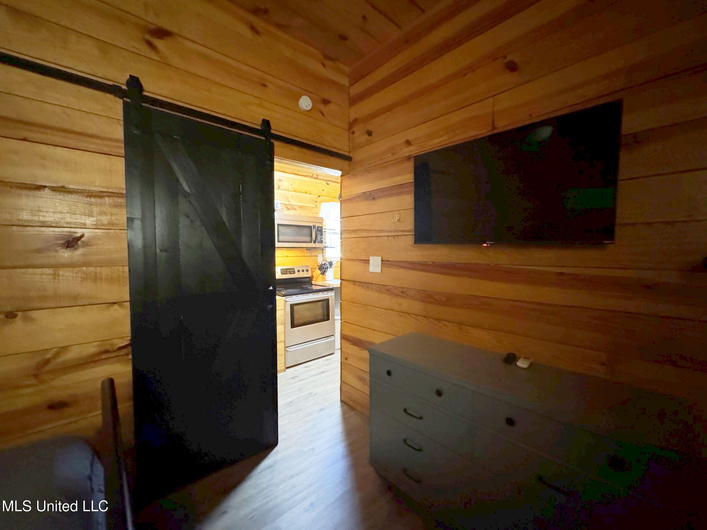 852 310 Property Photo 153