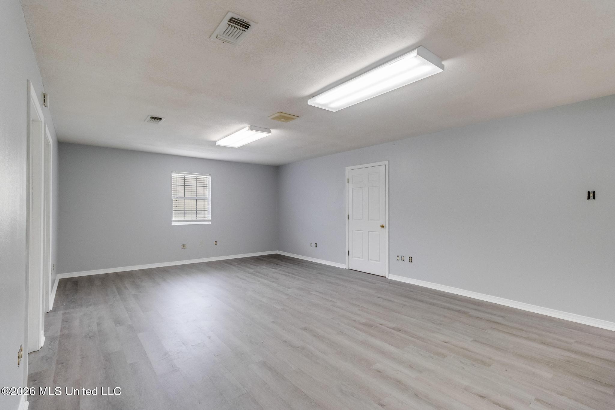 16840 Kapalama Drive Property Photo 8
