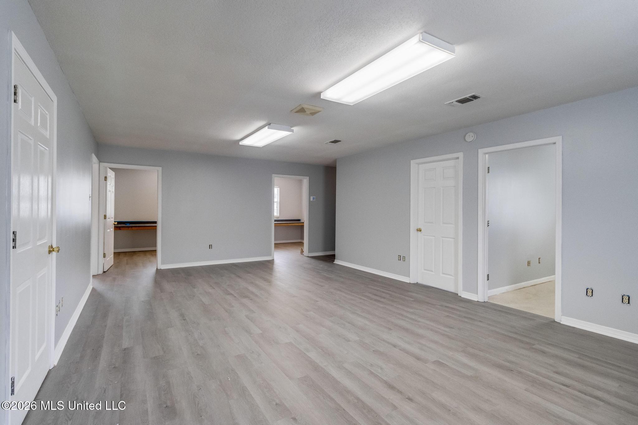 16840 Kapalama Drive Property Photo 9