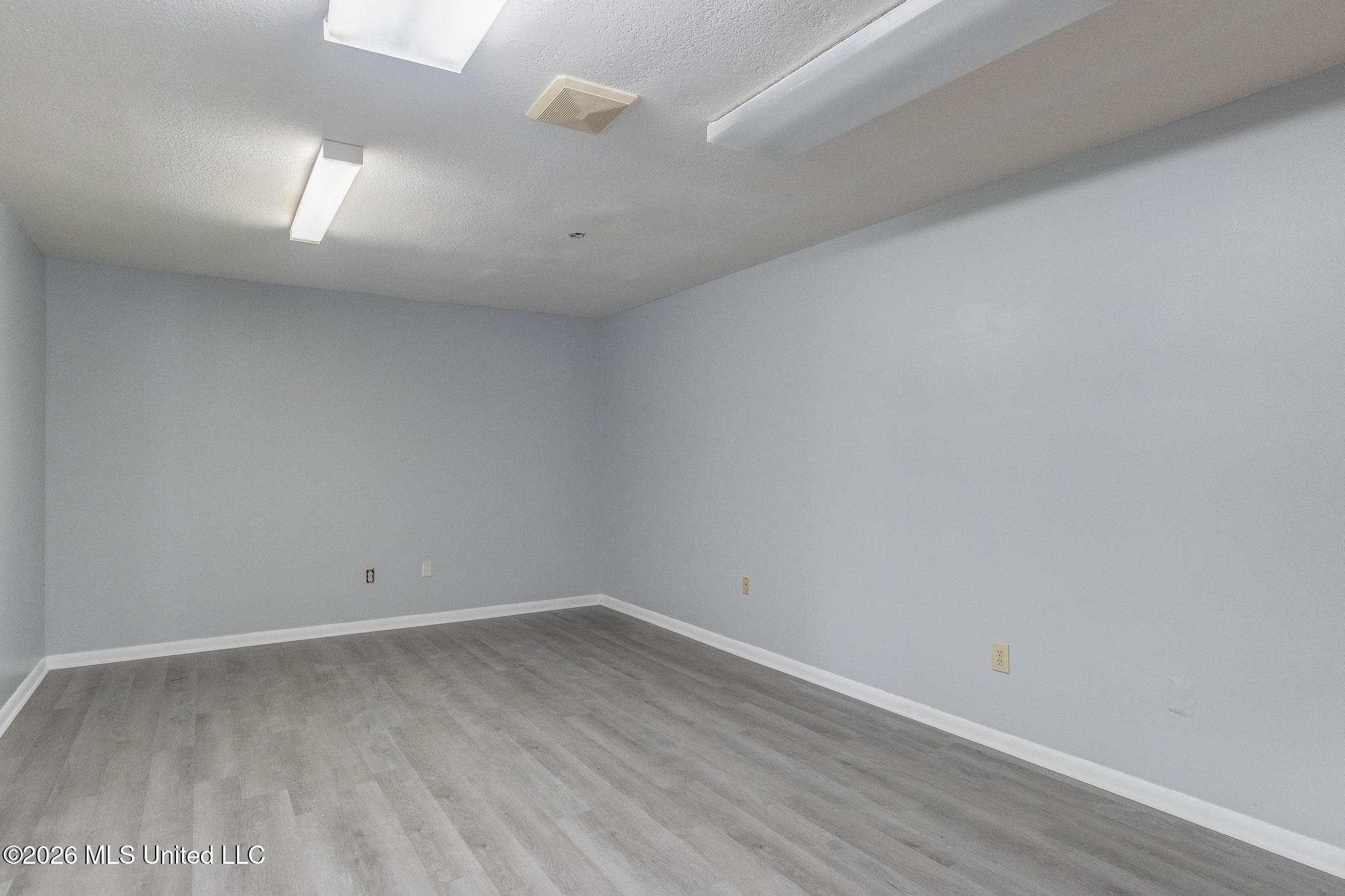 16840 Kapalama Drive Property Photo 15