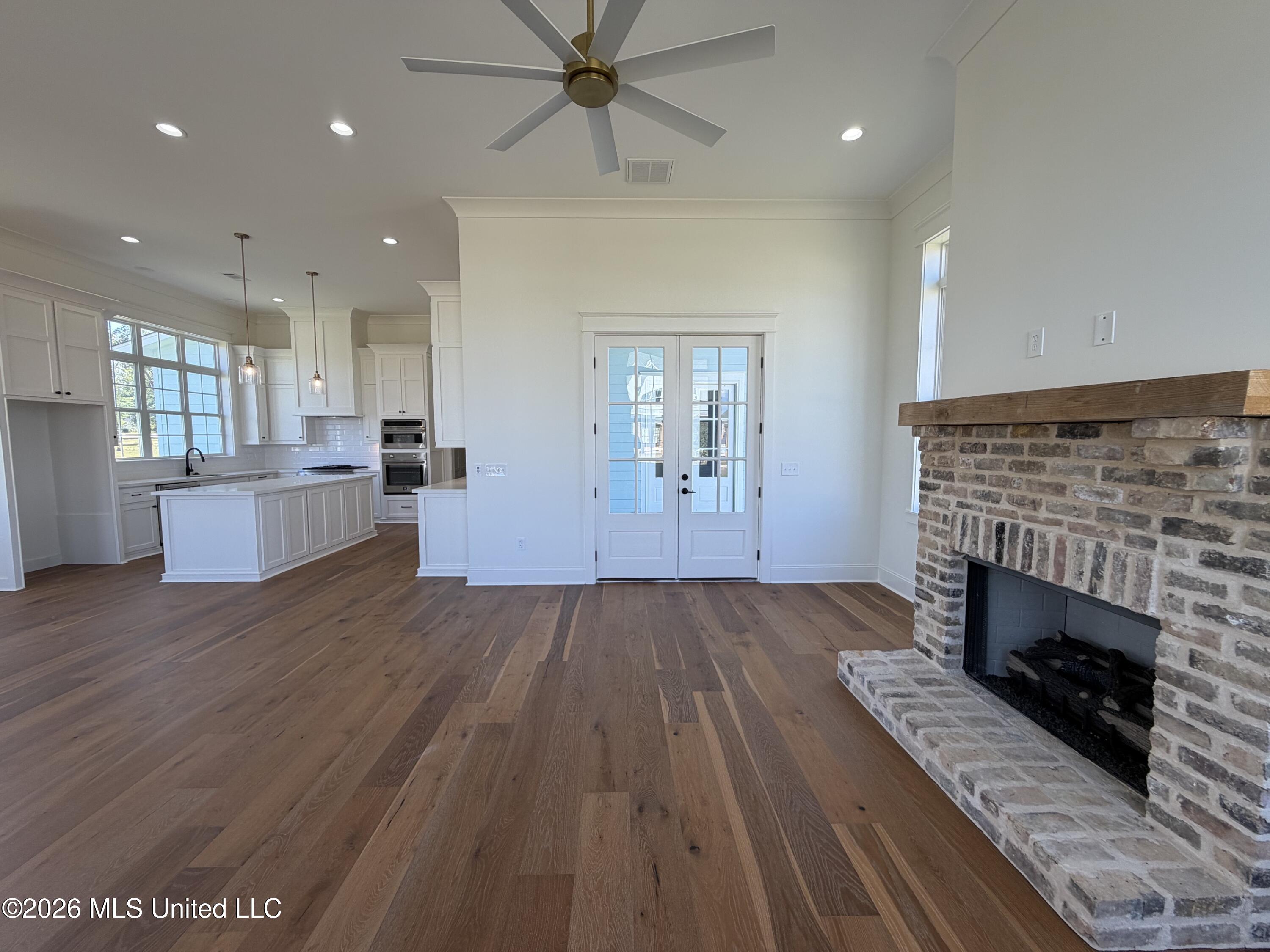 913 Bald Eagle Drive Property Photo 6