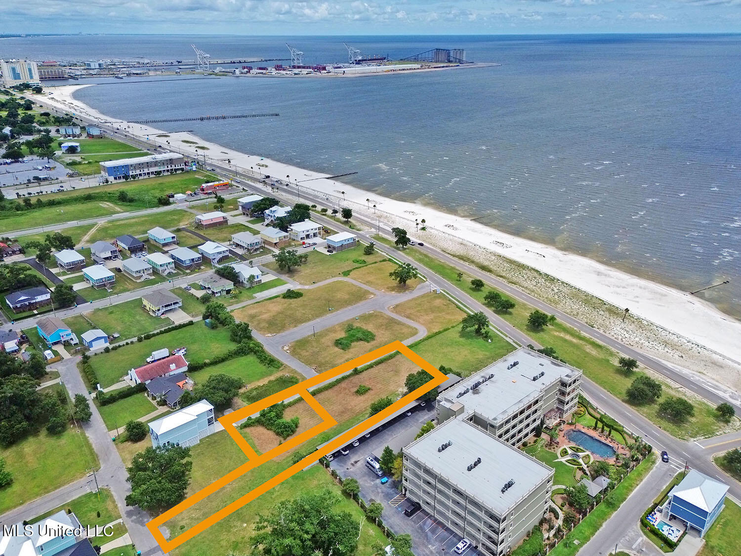 4600 W Beach Boulevard Property Photo 1