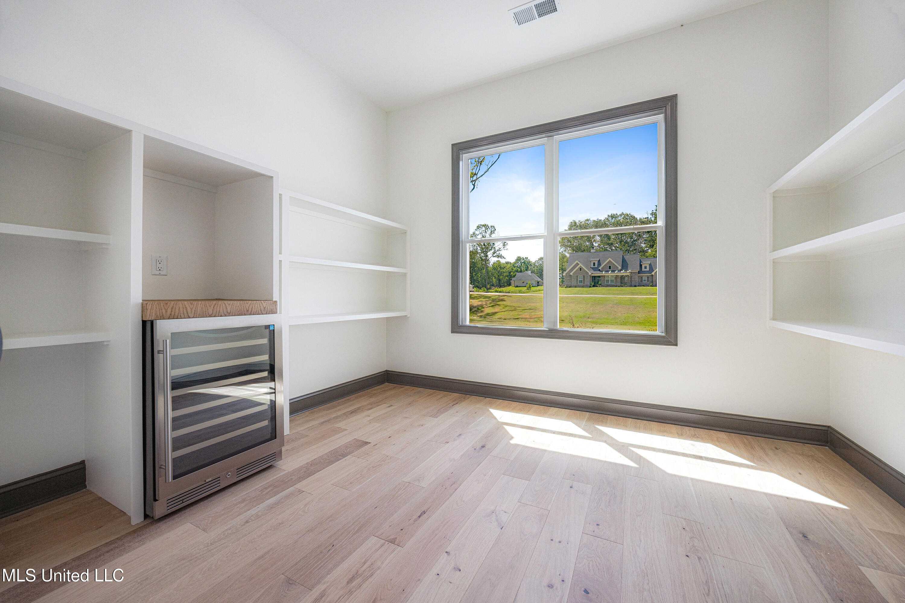 10094 Sunset Crk Drive Property Photo 15
