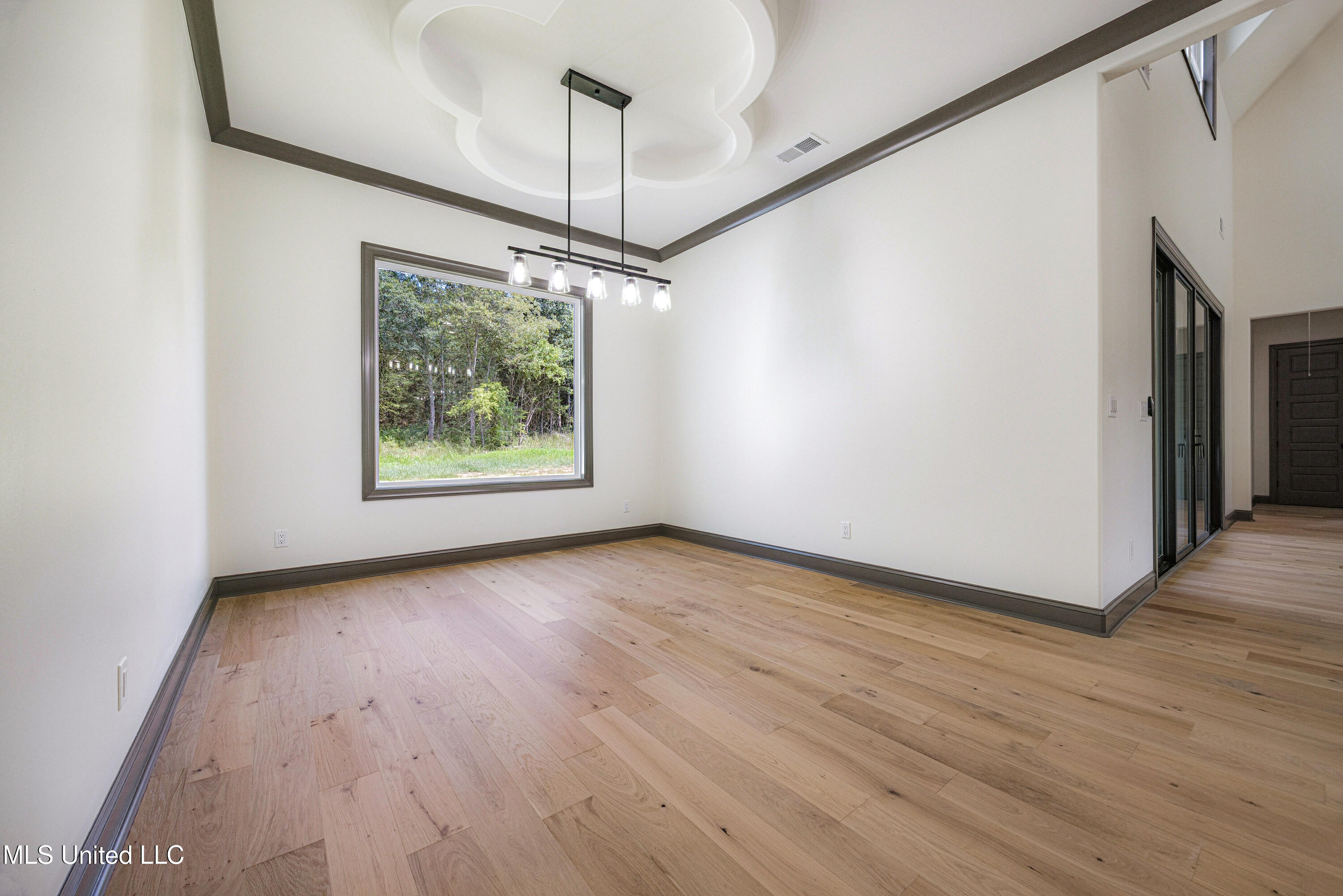 10094 Sunset Crk Drive Property Photo 16