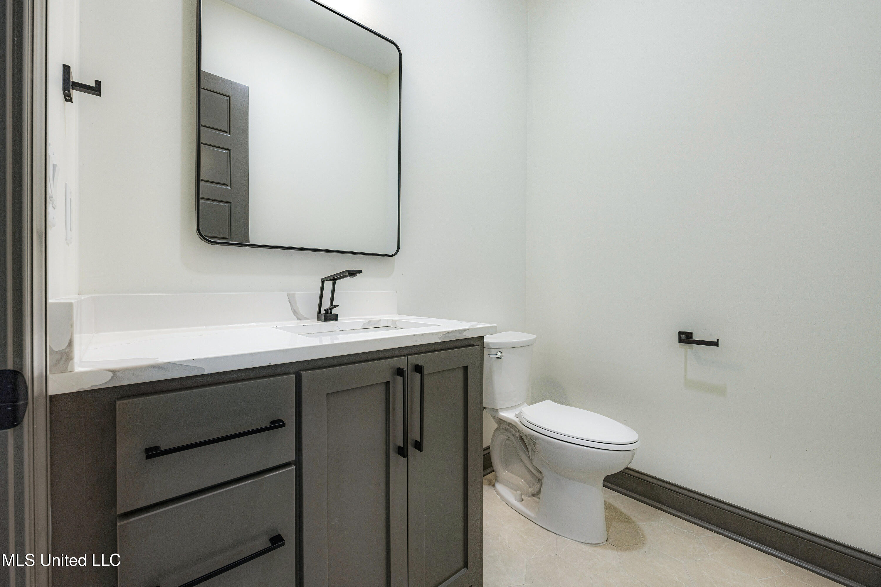 10094 Sunset Crk Drive Property Photo 17