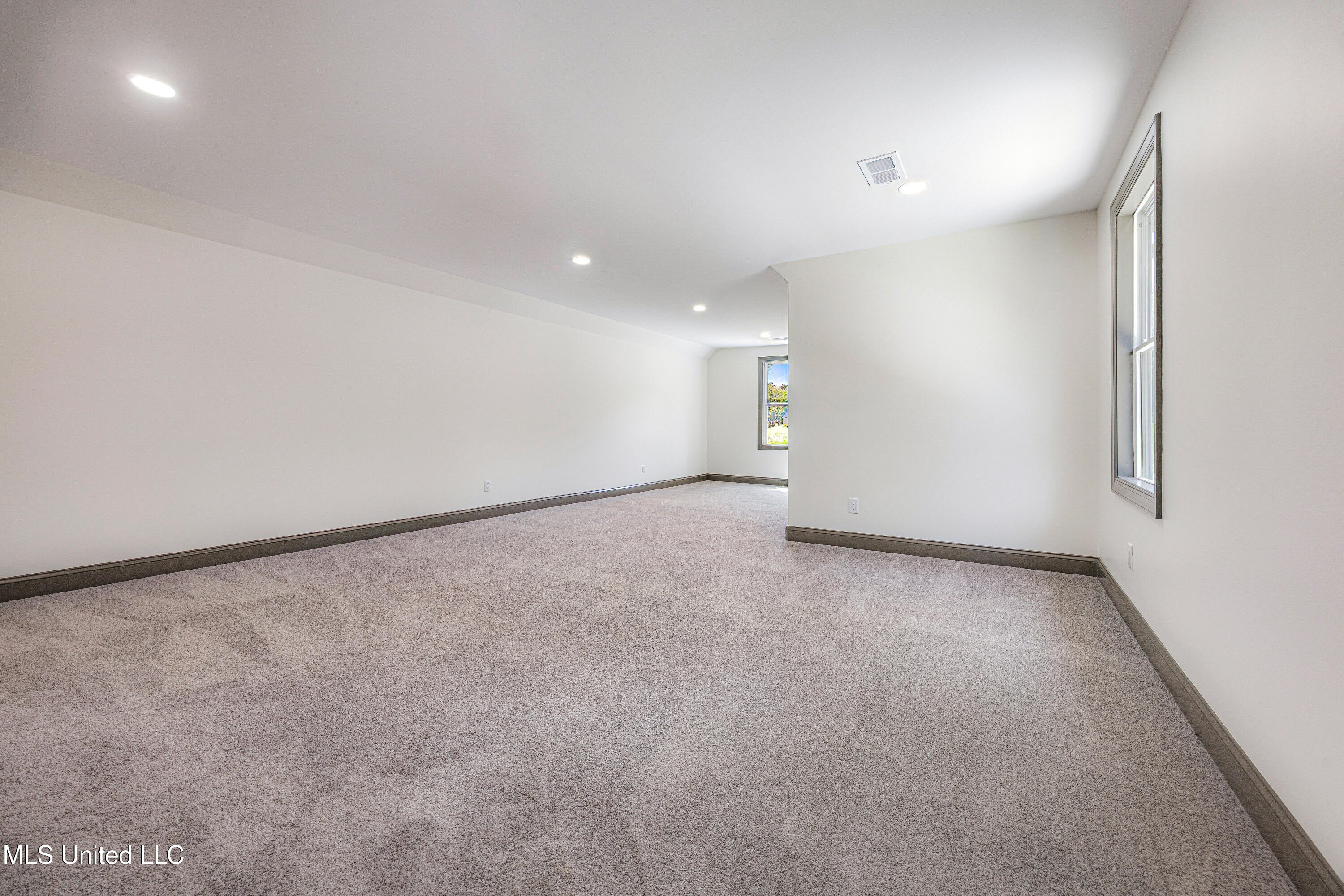 10094 Sunset Crk Drive Property Photo 33