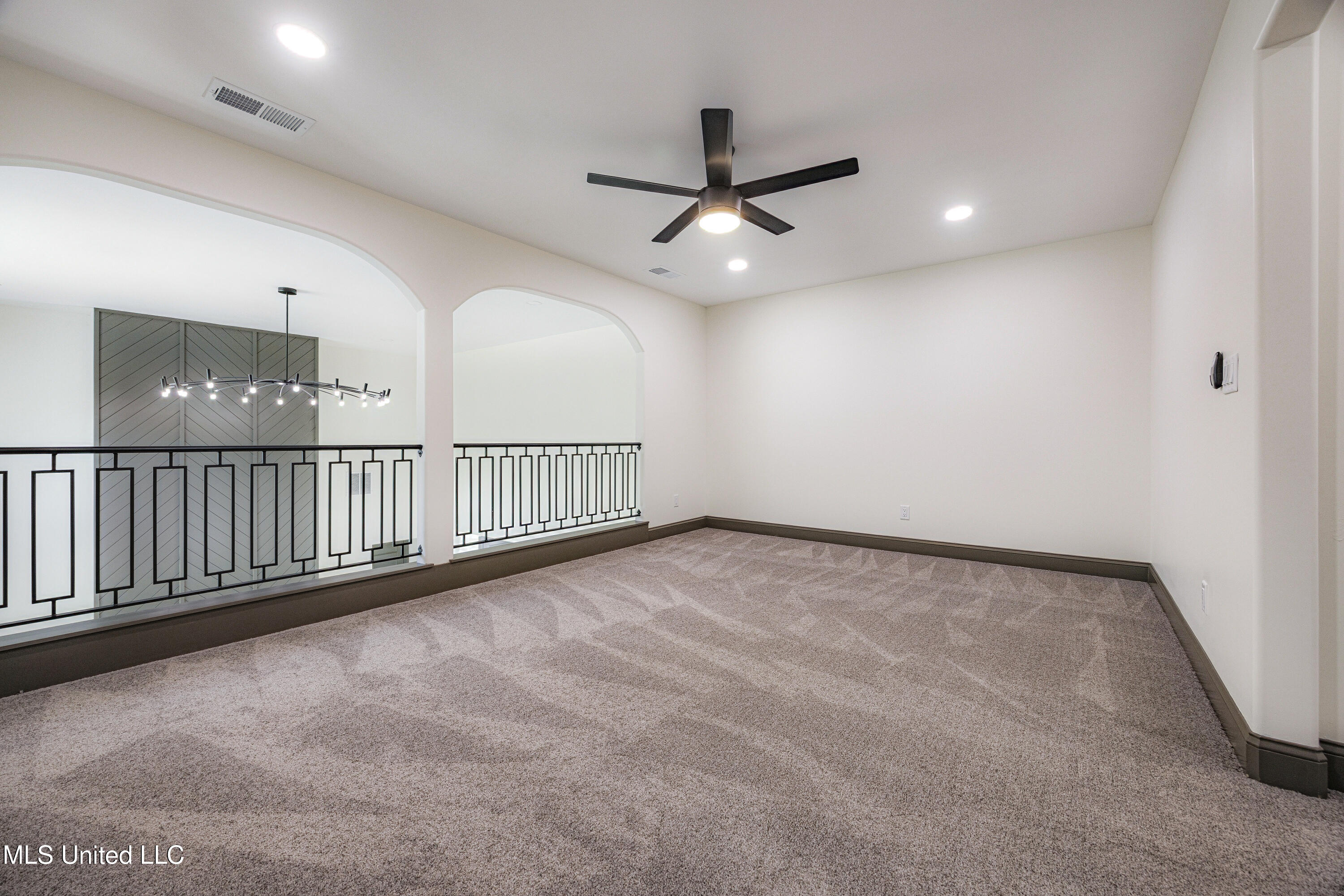10094 Sunset Crk Drive Property Photo 35