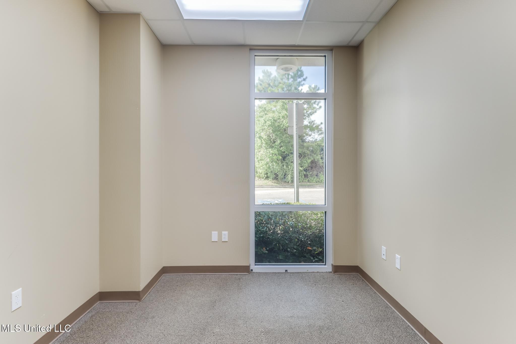 10051 Lorraine Road Property Photo 8