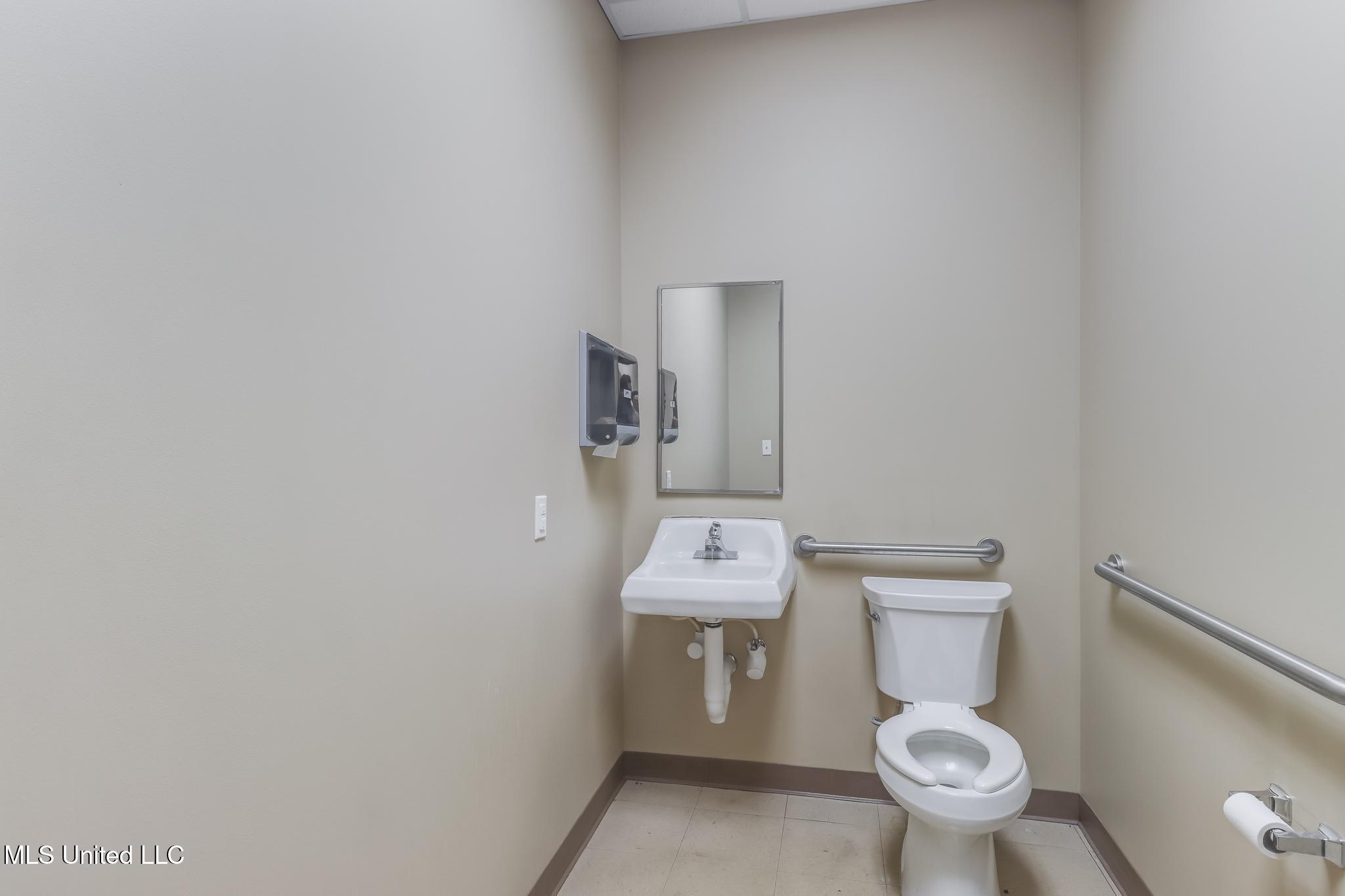 10051 Lorraine Road Property Photo 14