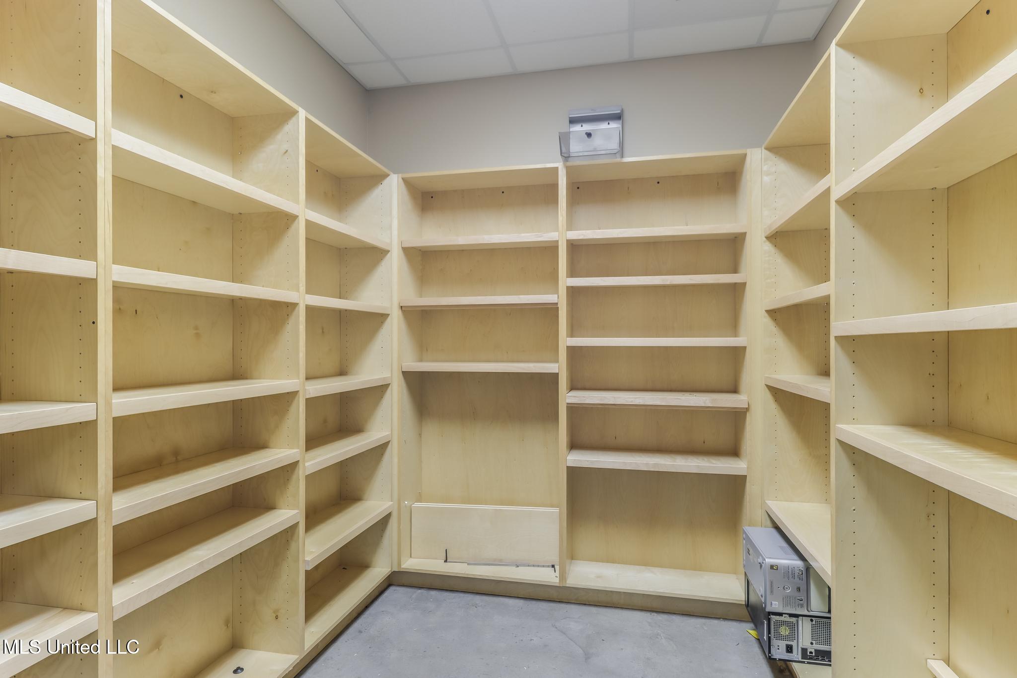10051 Lorraine Road Property Photo 15