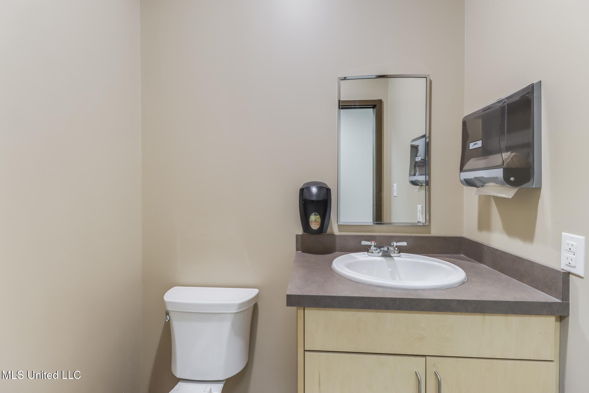 10051 Lorraine Road Property Photo 21