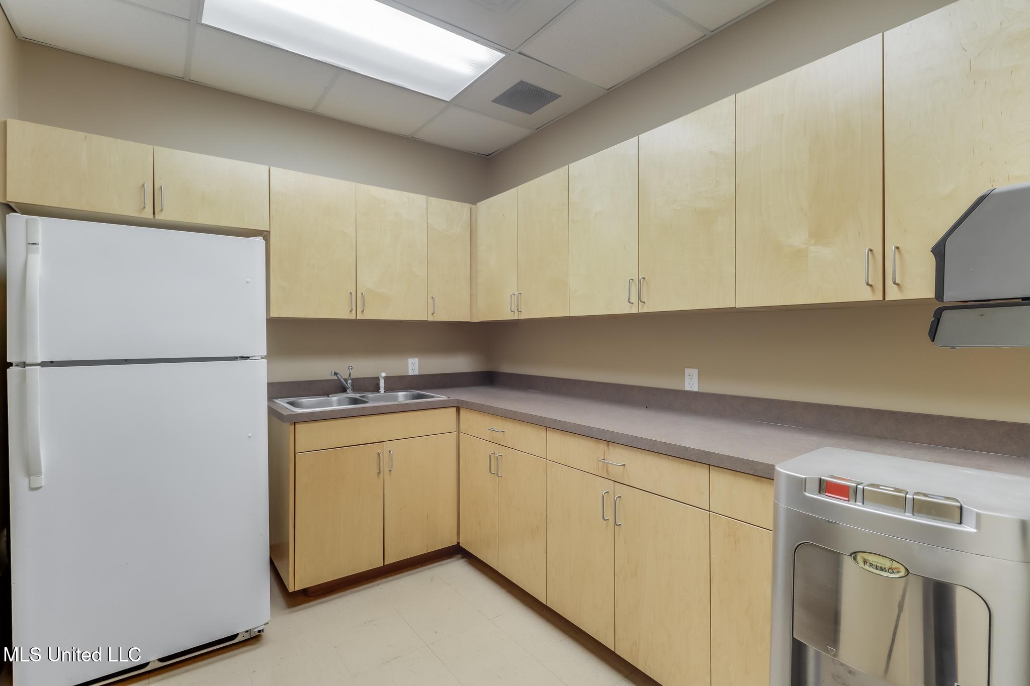 10051 Lorraine Road Property Photo 23