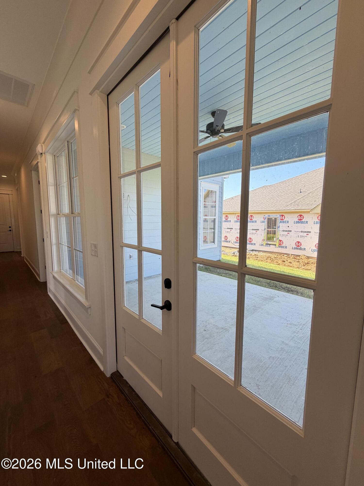 1013 Crepe Myrtle Drive Property Photo 16