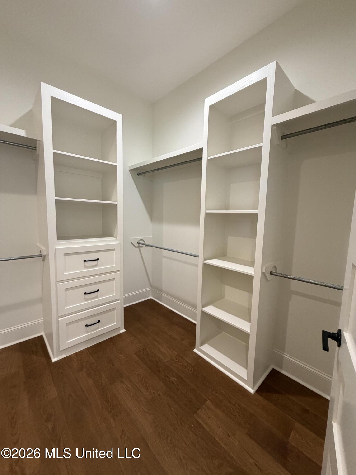 1013 Crepe Myrtle Drive Property Photo 27