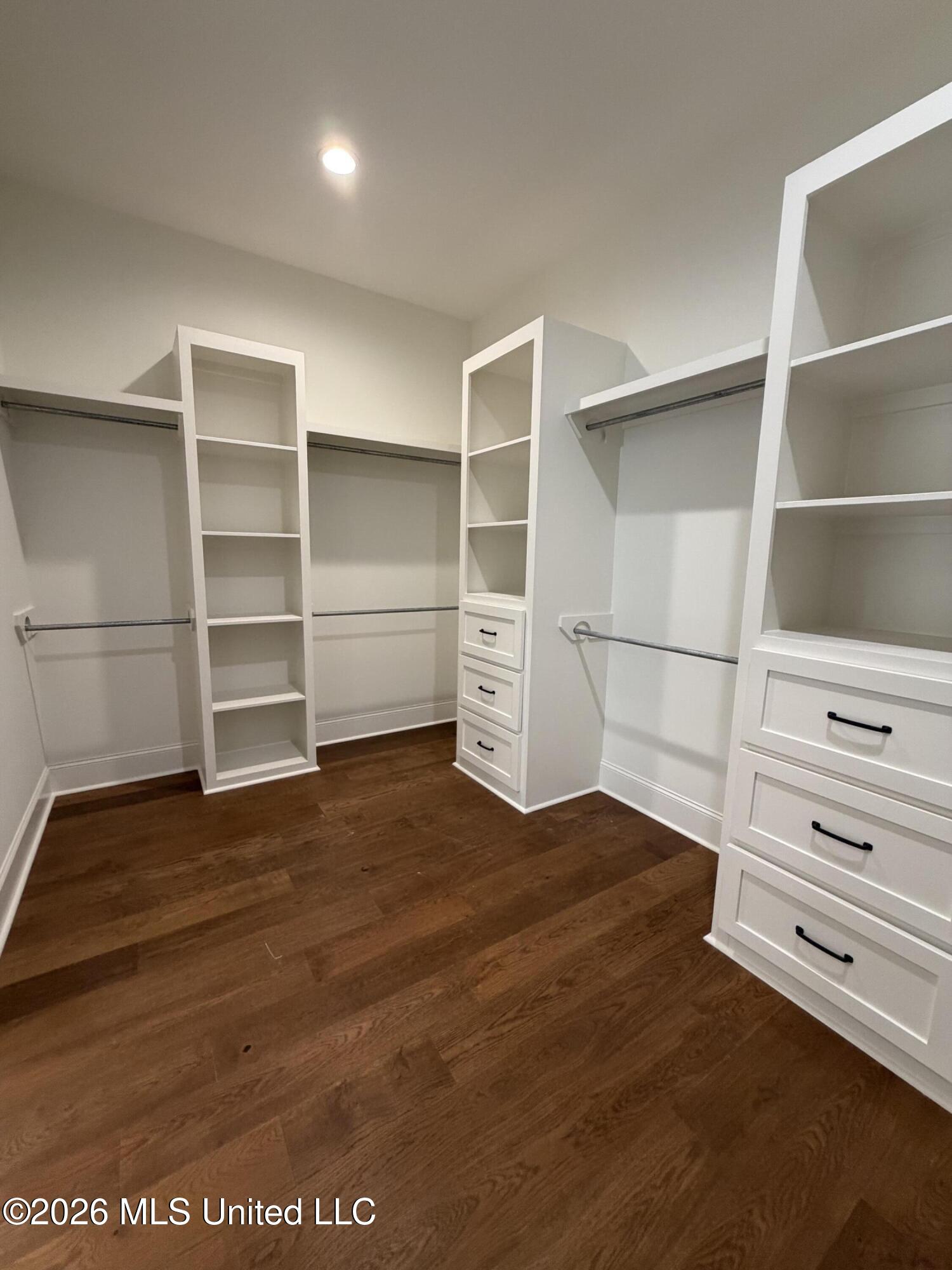 1013 Crepe Myrtle Drive Property Photo 28