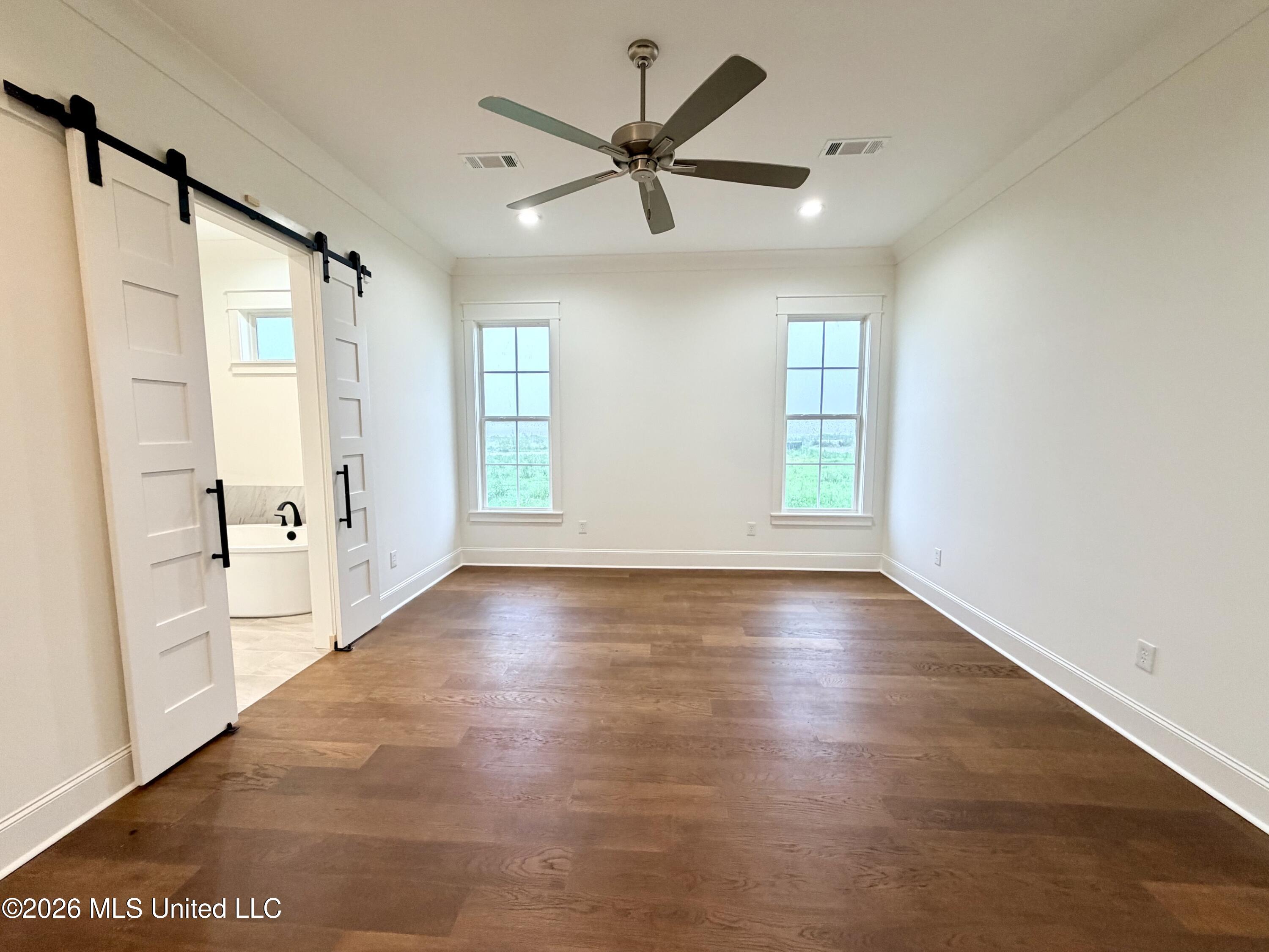 1013 Crepe Myrtle Drive Property Photo 30