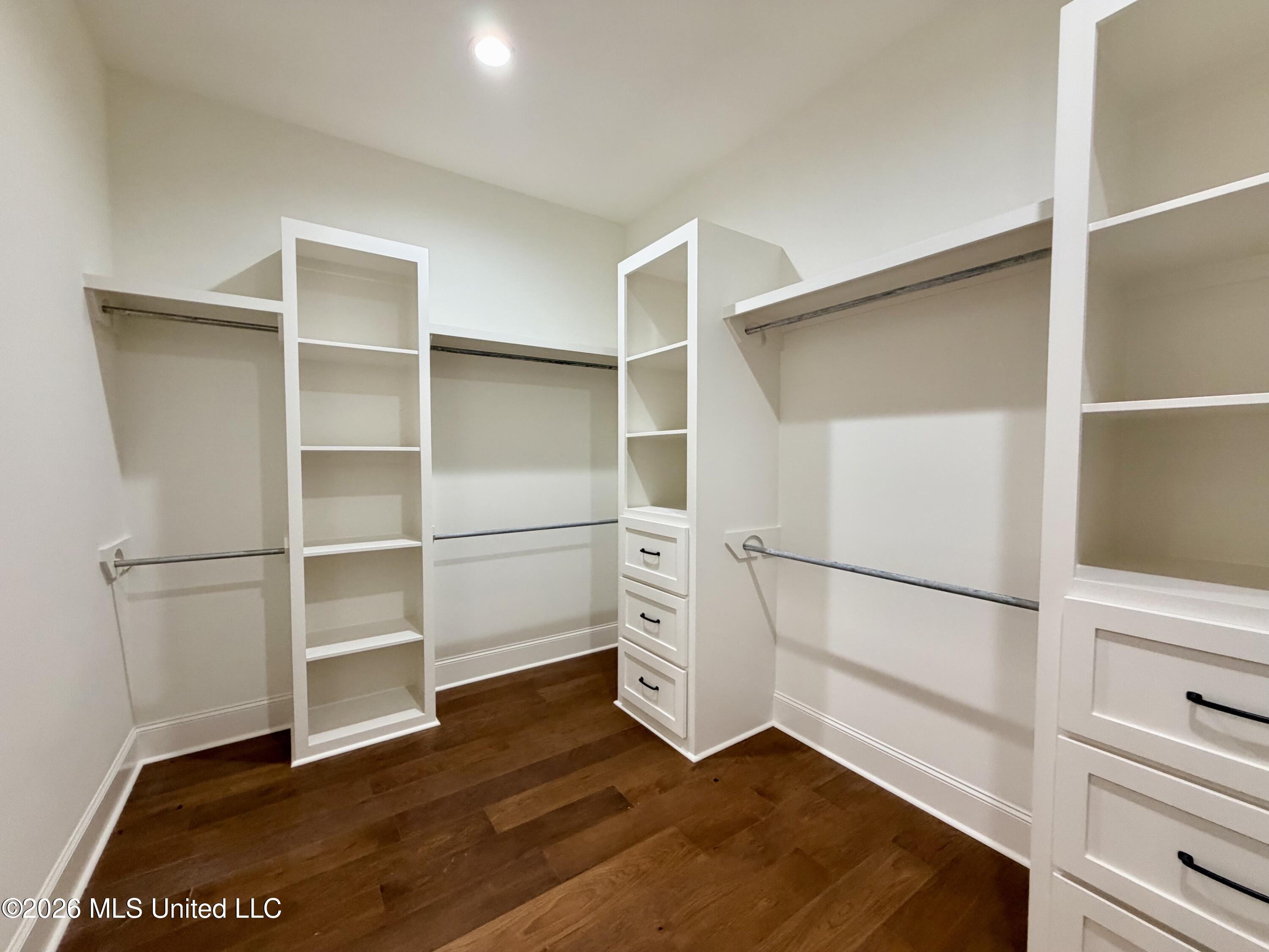 1013 Crepe Myrtle Drive Property Photo 41