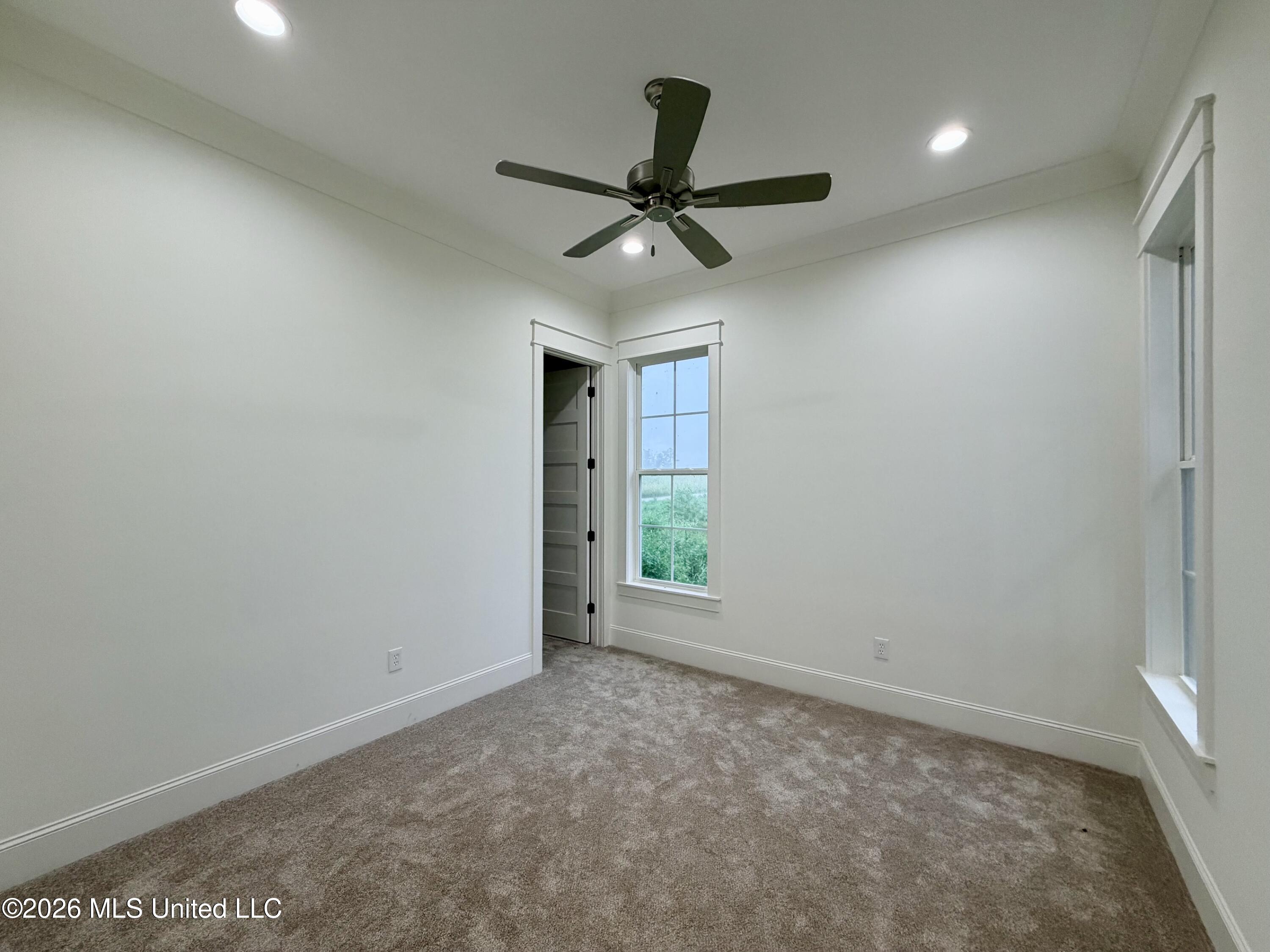 1013 Crepe Myrtle Drive Property Photo 43