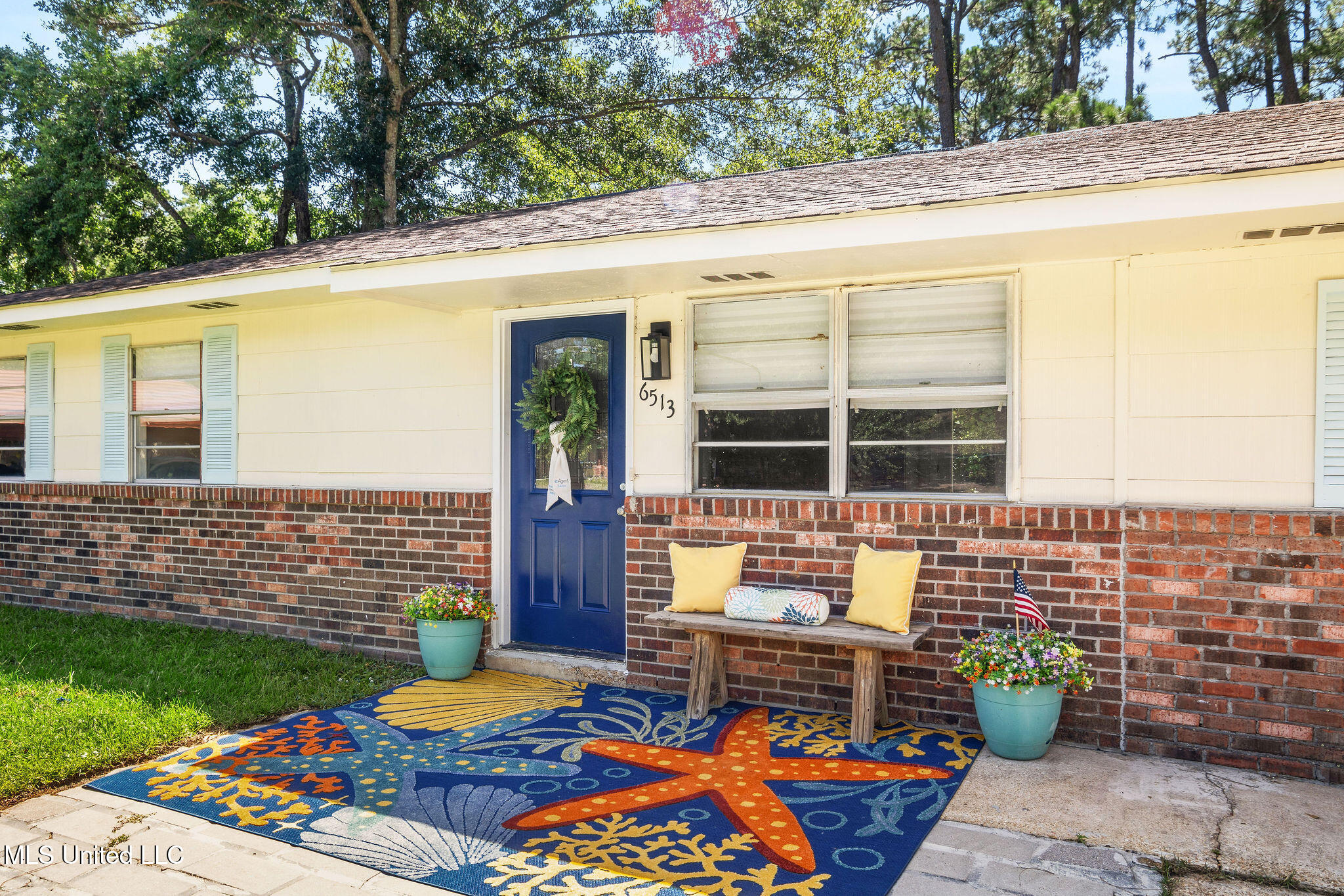 6513 Lancaster Boulevard Boulevard Property Photo 1