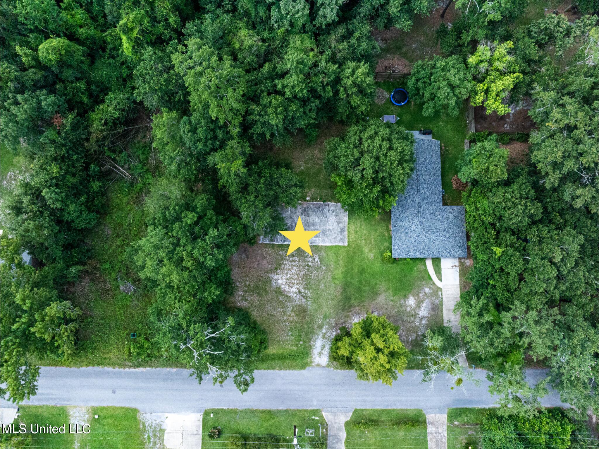 247 Reinike Road Property Photo 4
