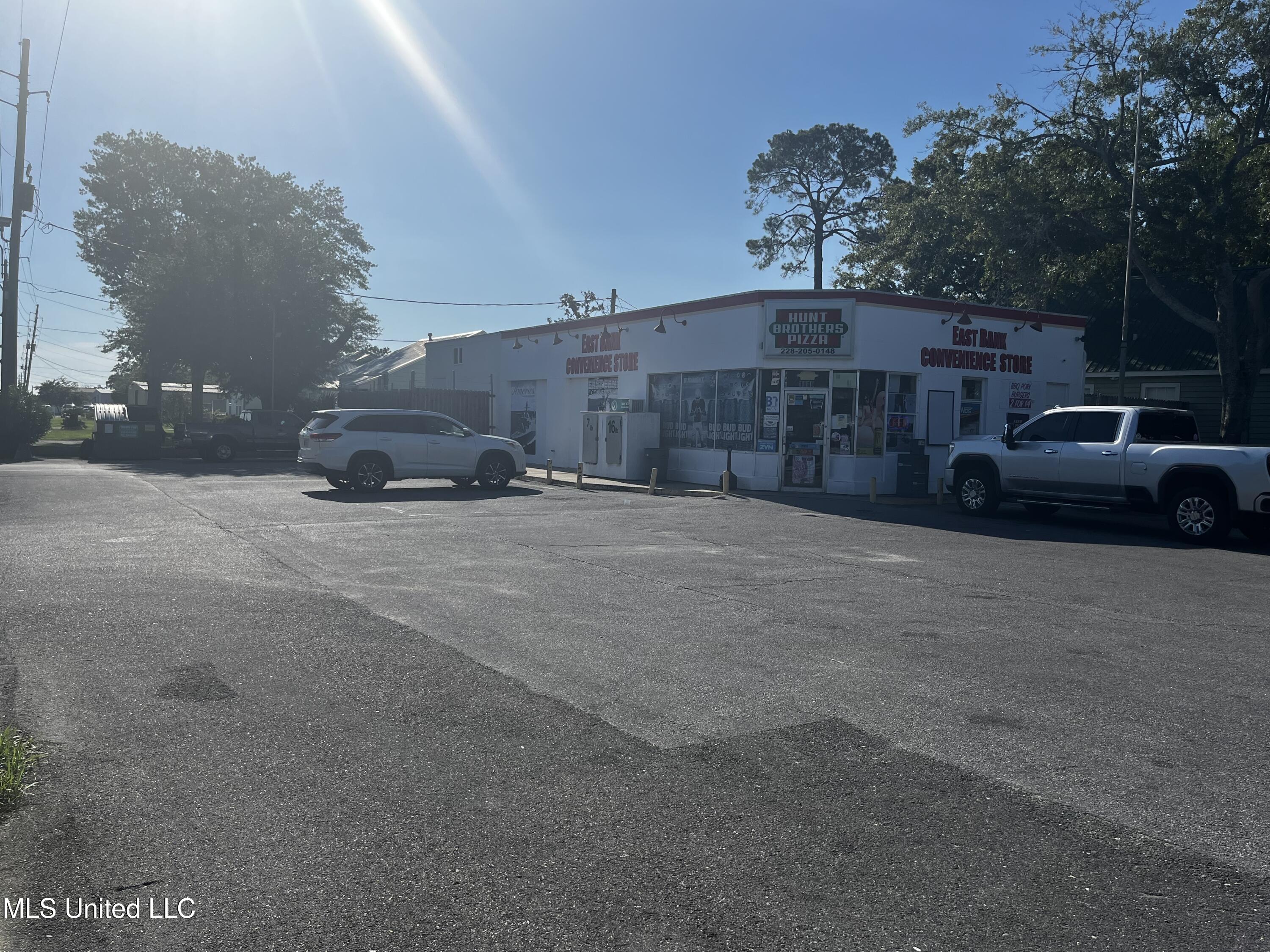 1019 Ingalls Avenue Property Photo 8