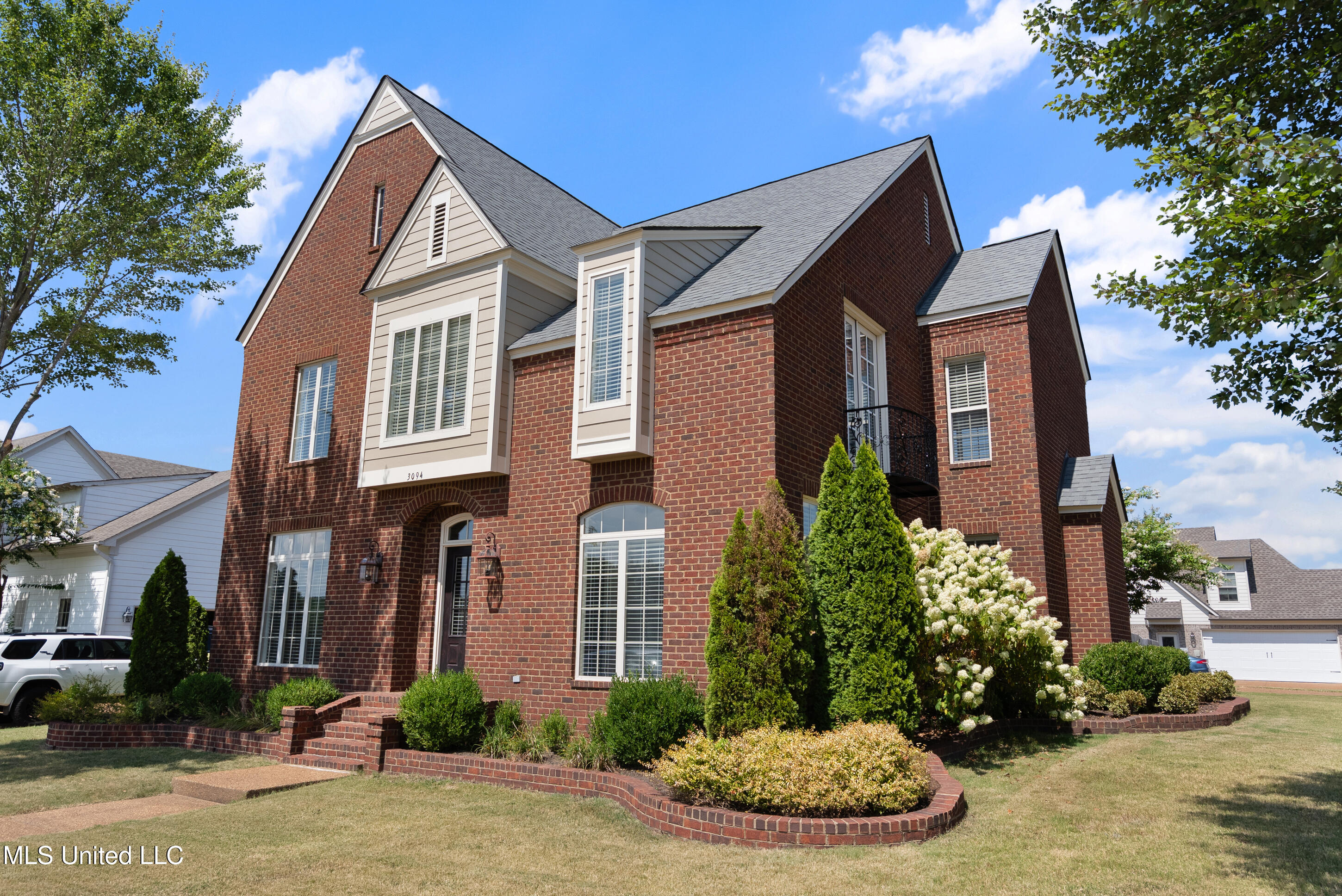 3094 E Beauvoir Place Property Photo 1