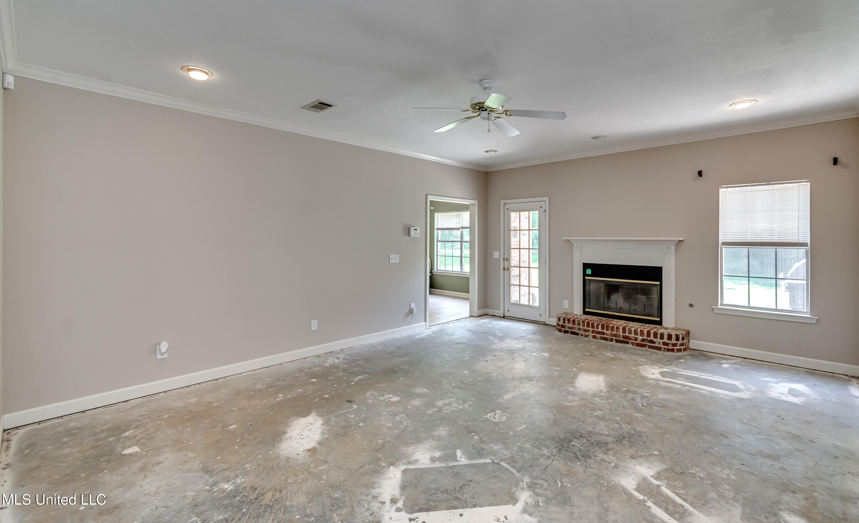 1013 Camdenmill Drive Property Photo 6