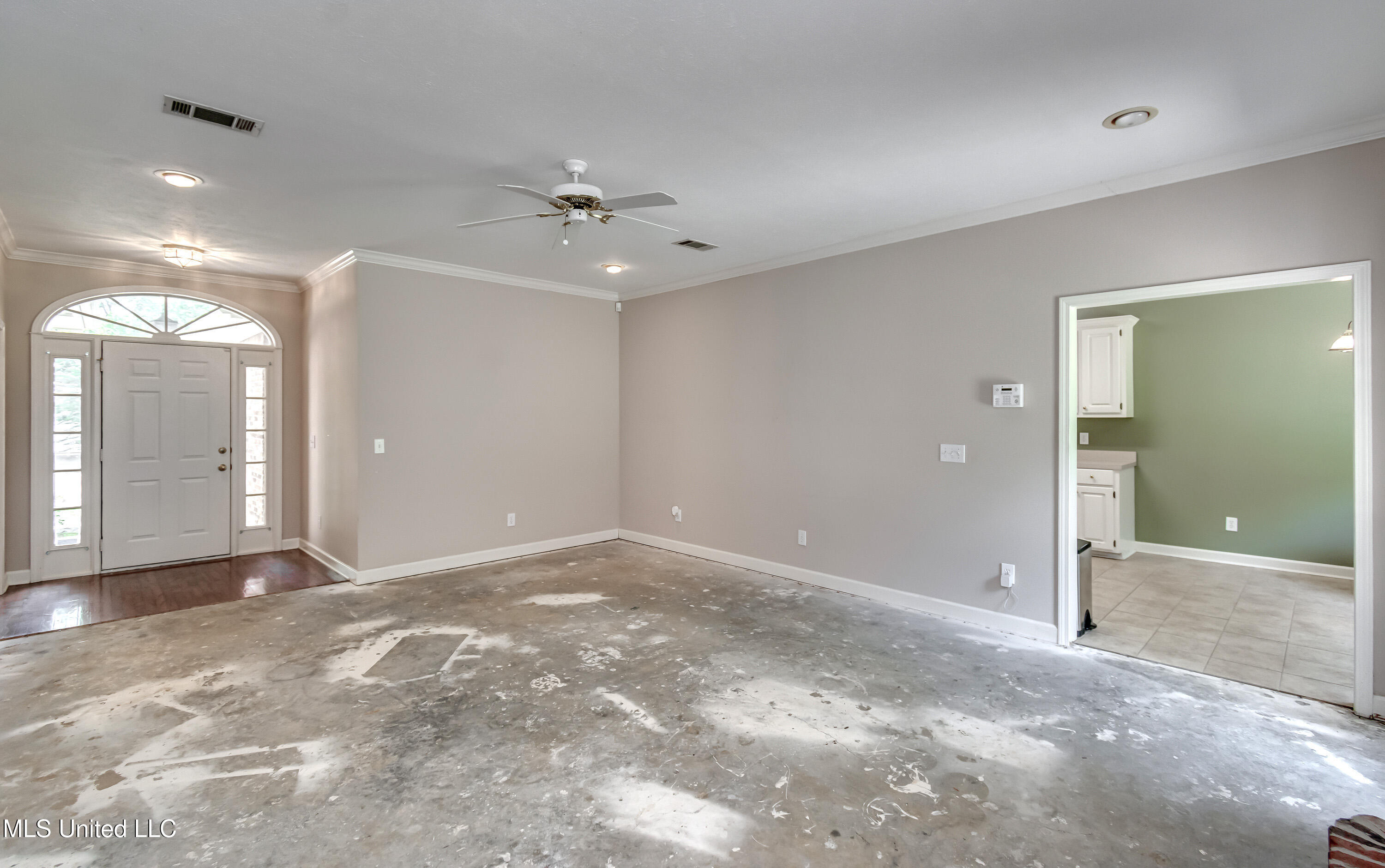 1013 Camdenmill Drive Property Photo 10