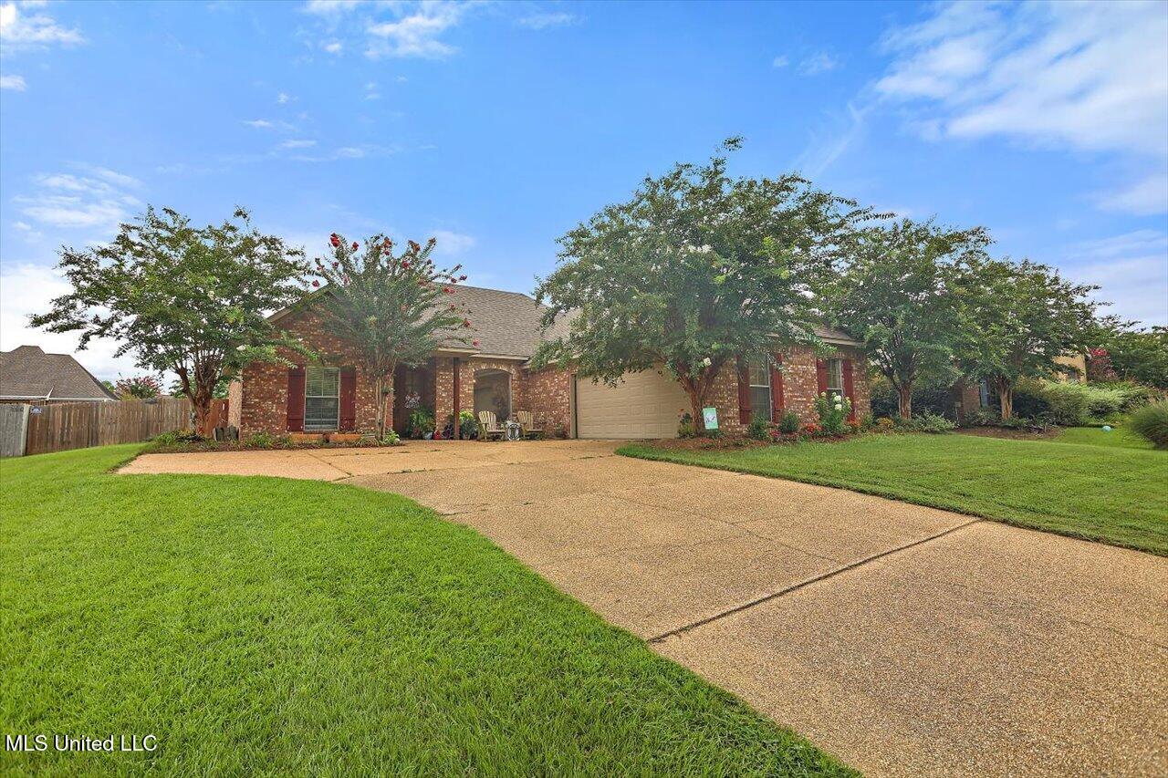 318 Towne Street Property Photo 2