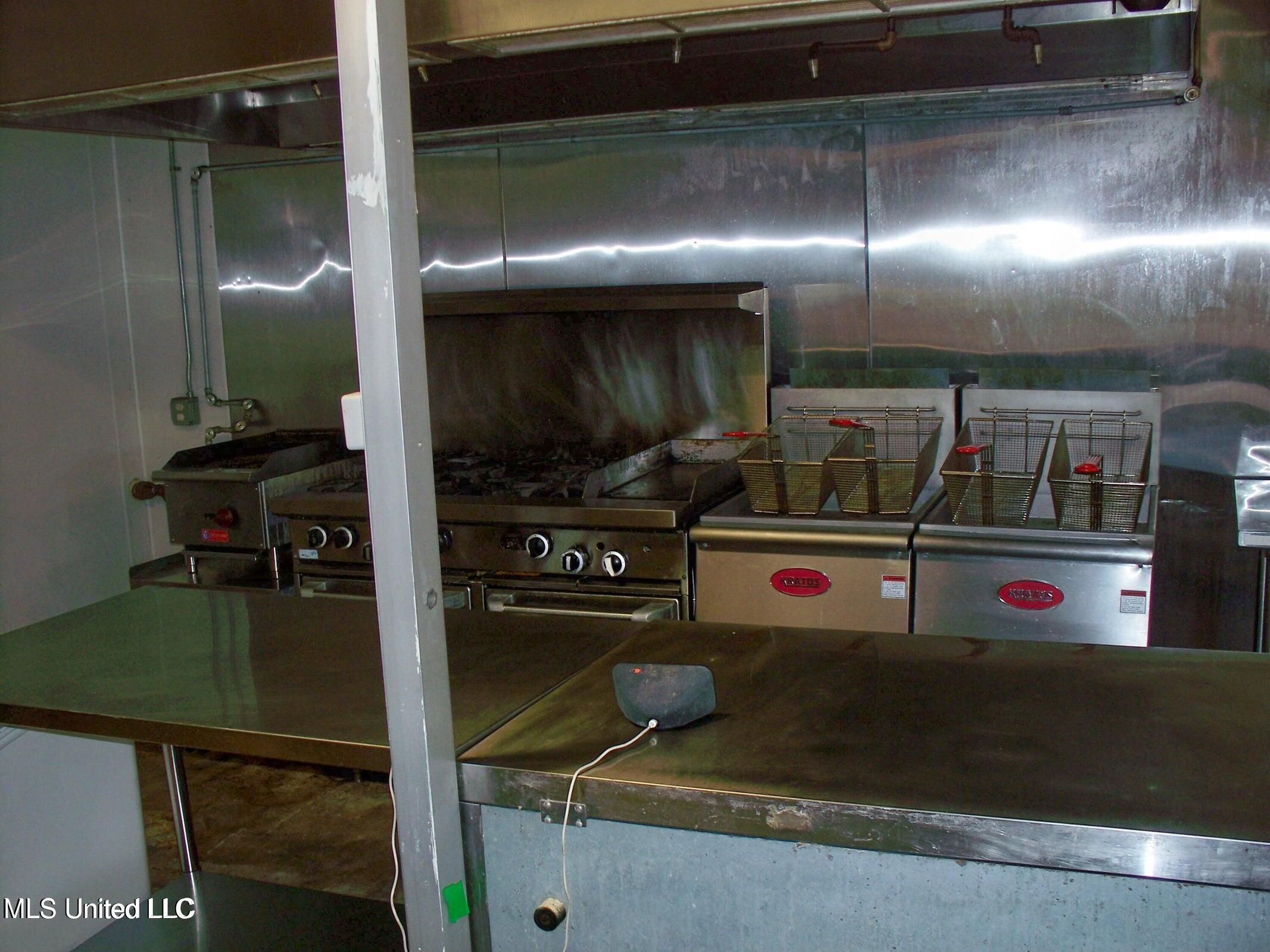 1220 Bienville Boulevard Property Photo 28